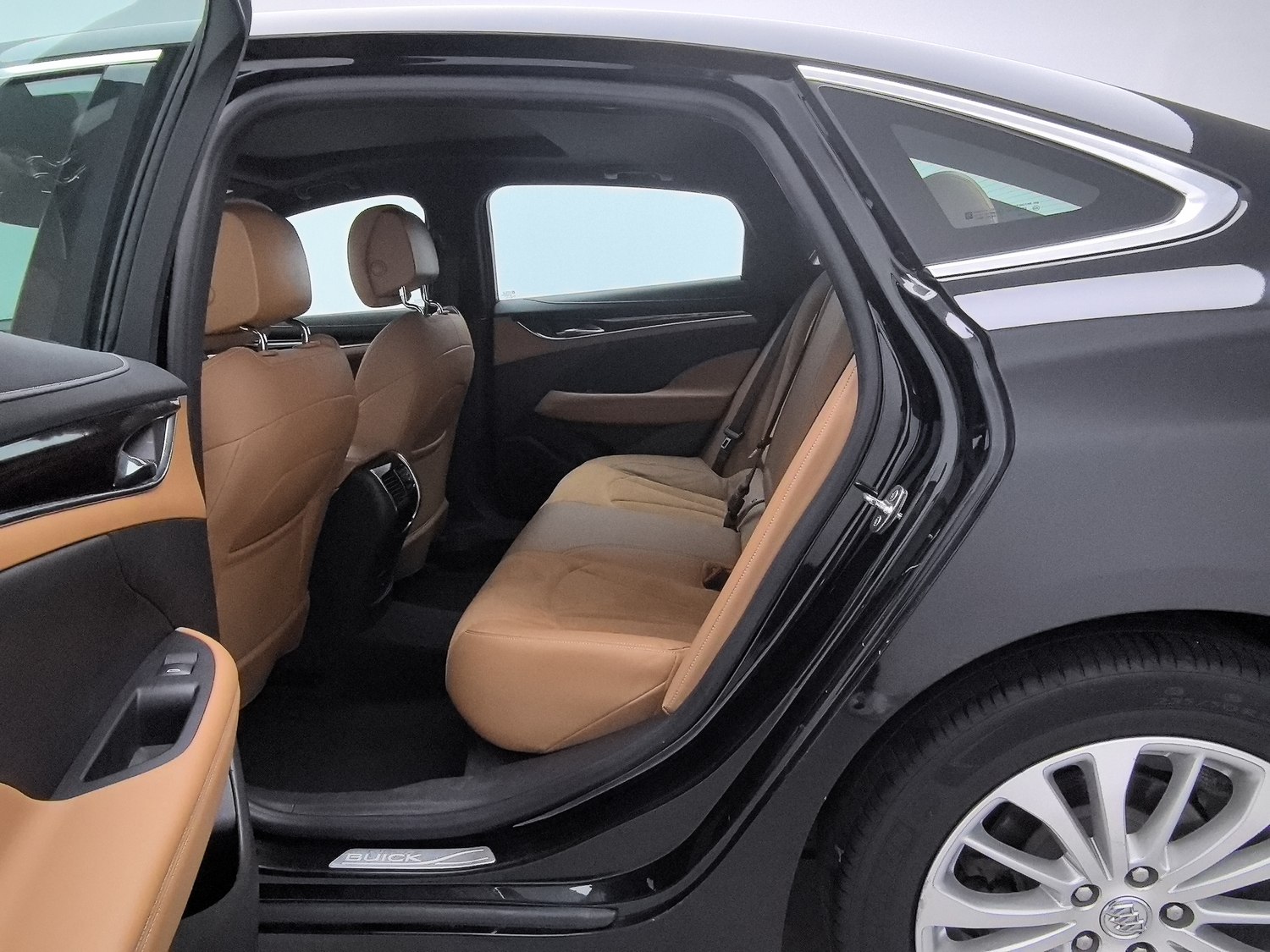 Used Buick LaCrosse 2018 2.0 AT