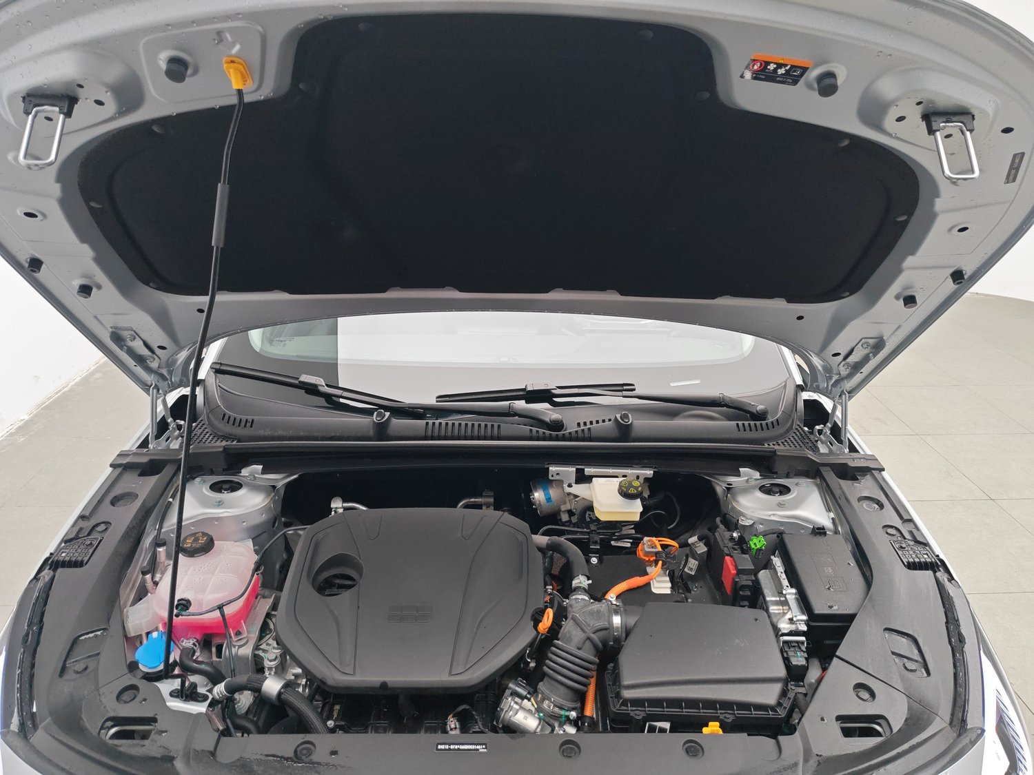 Used Geely Galaxy L6 2025 1.5 AT