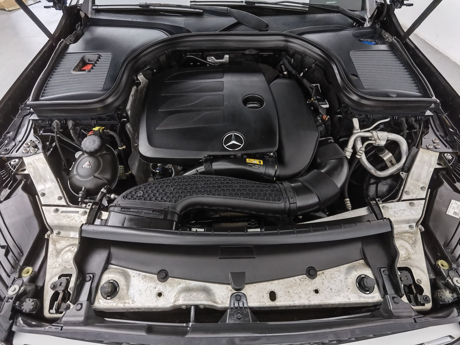 Used Mercedes-Benz GLC 2021 2.0 AT