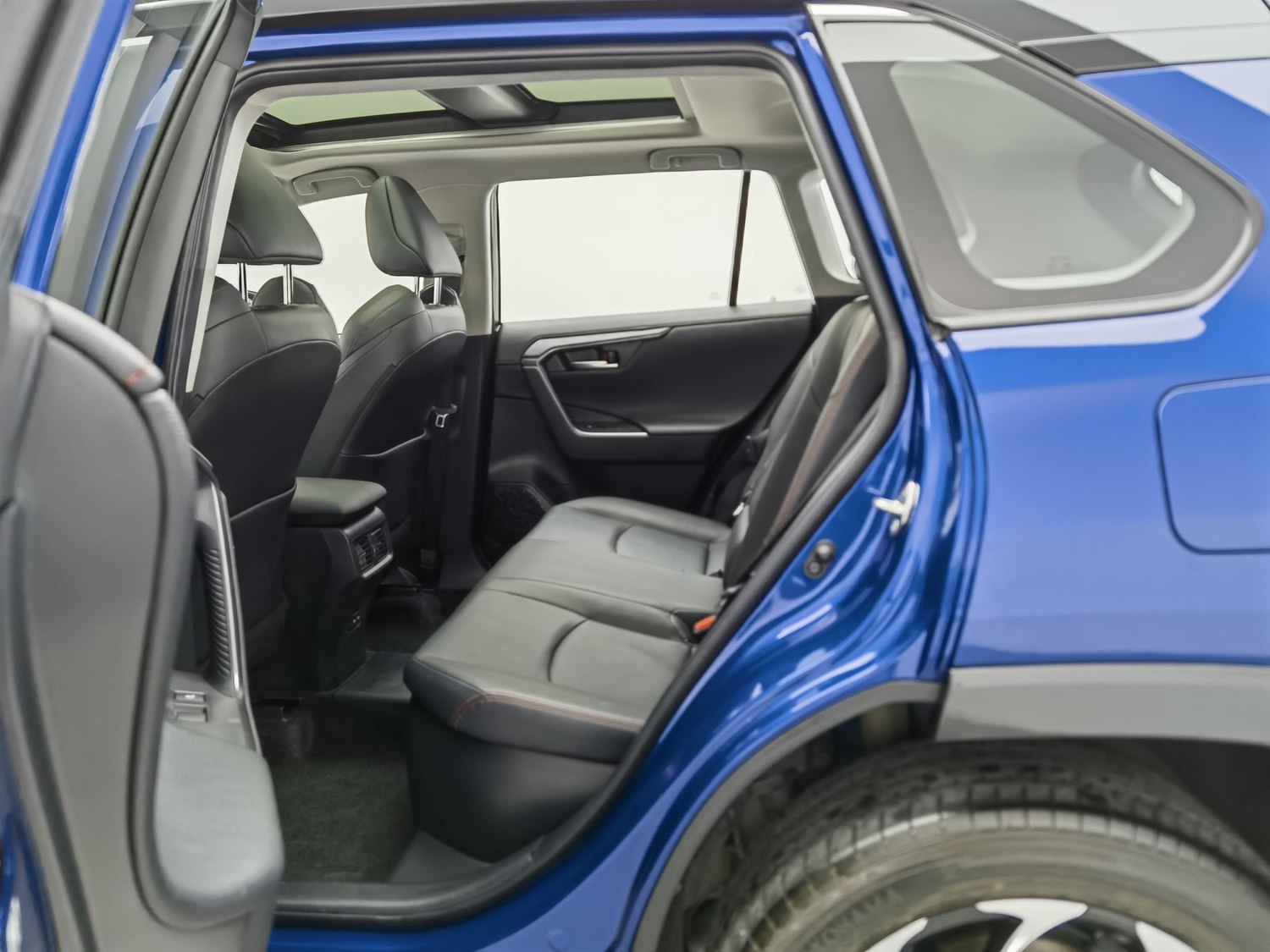 Used Toyota Wildlander EV 2021 2.5 AT