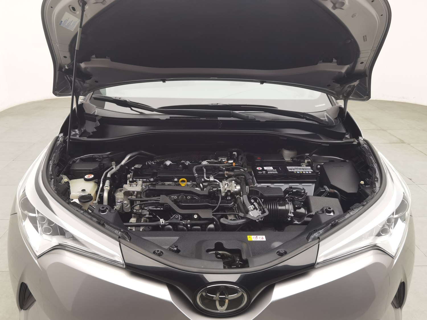 Used Toyota C-HR 2020 2.0 AT
