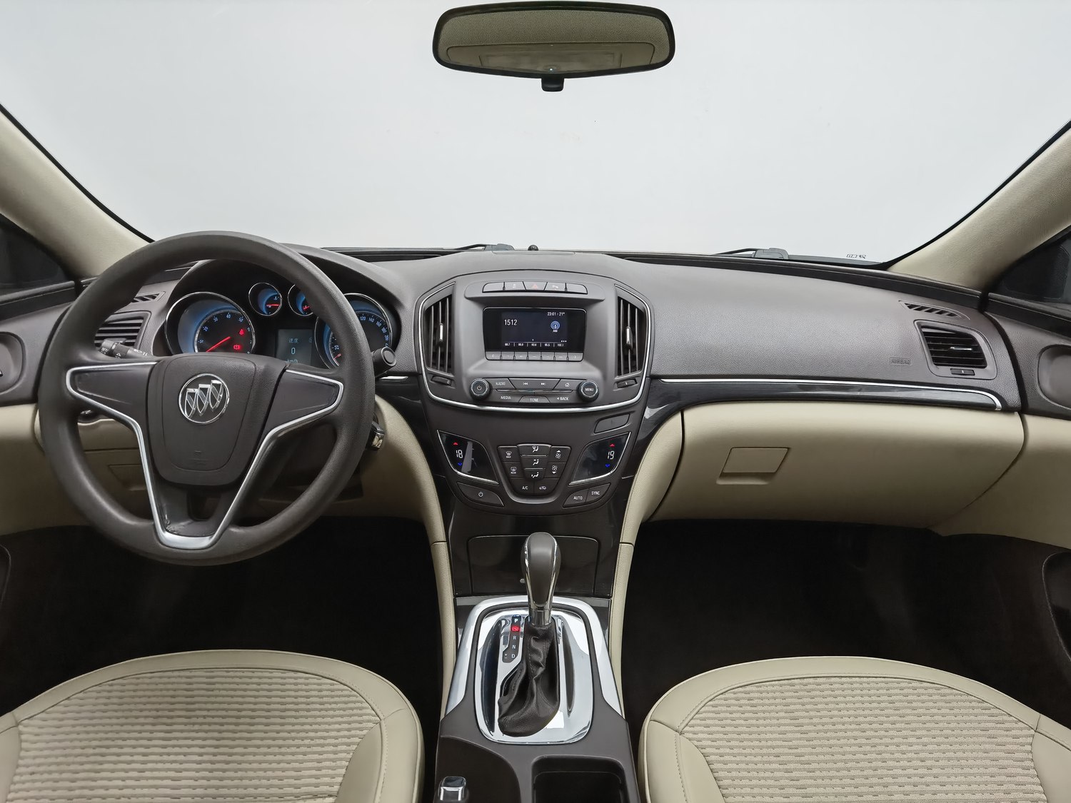 Used Buick Regal 2015 2.0 AT