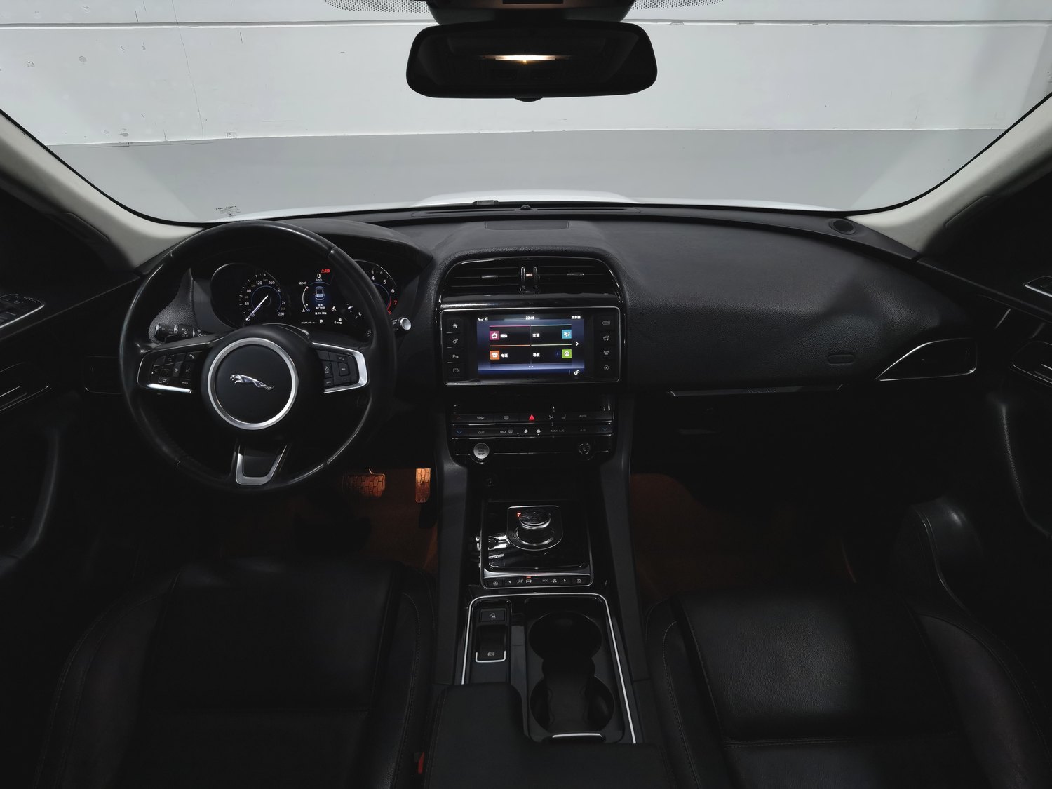 Used Jaguar F-PACE 2018 2.0 AT