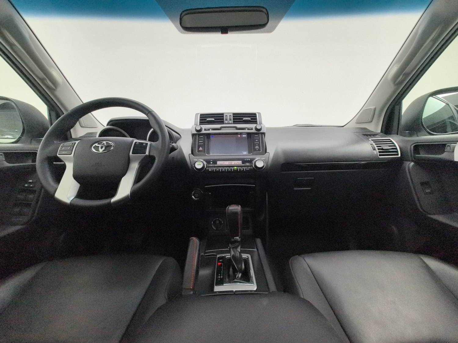 Used Toyota Prado 2016 2.7 AT