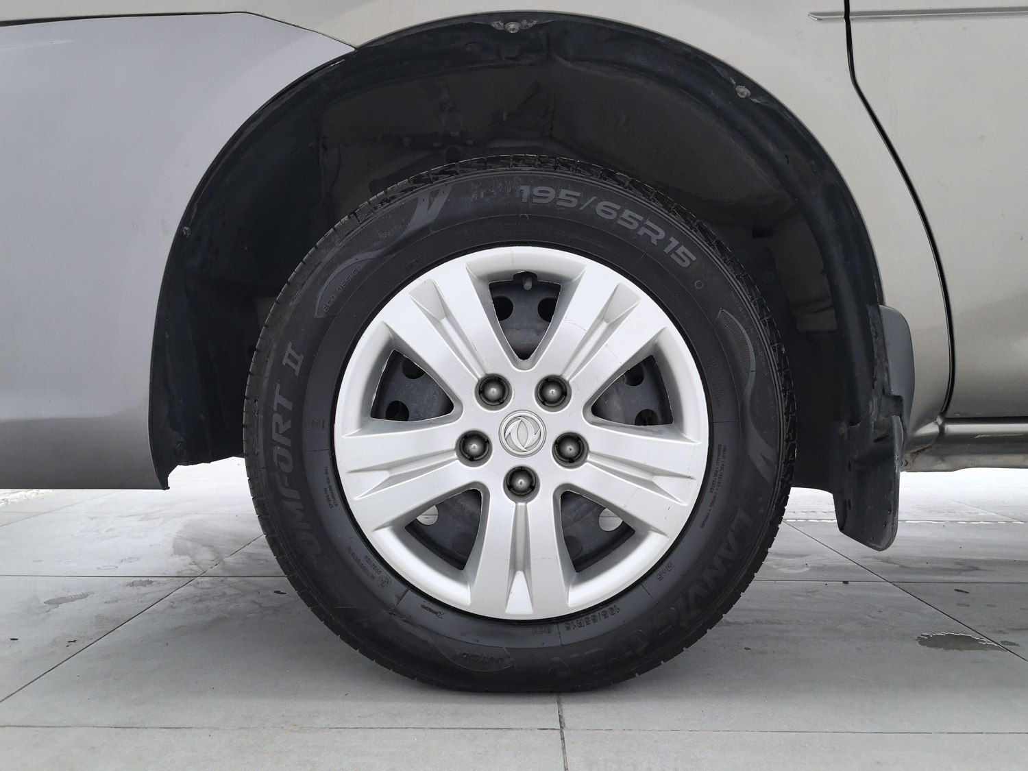 Used Dongfeng Forthing Lingzhi 2018 1.5 MT