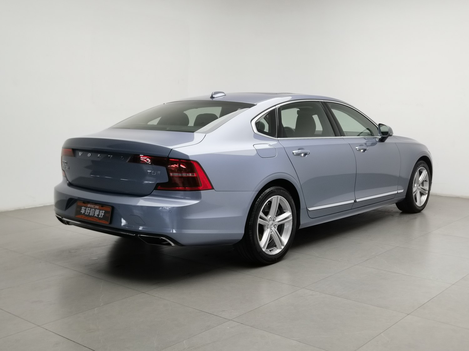 Used Volvo S90 2019 2.0 AT