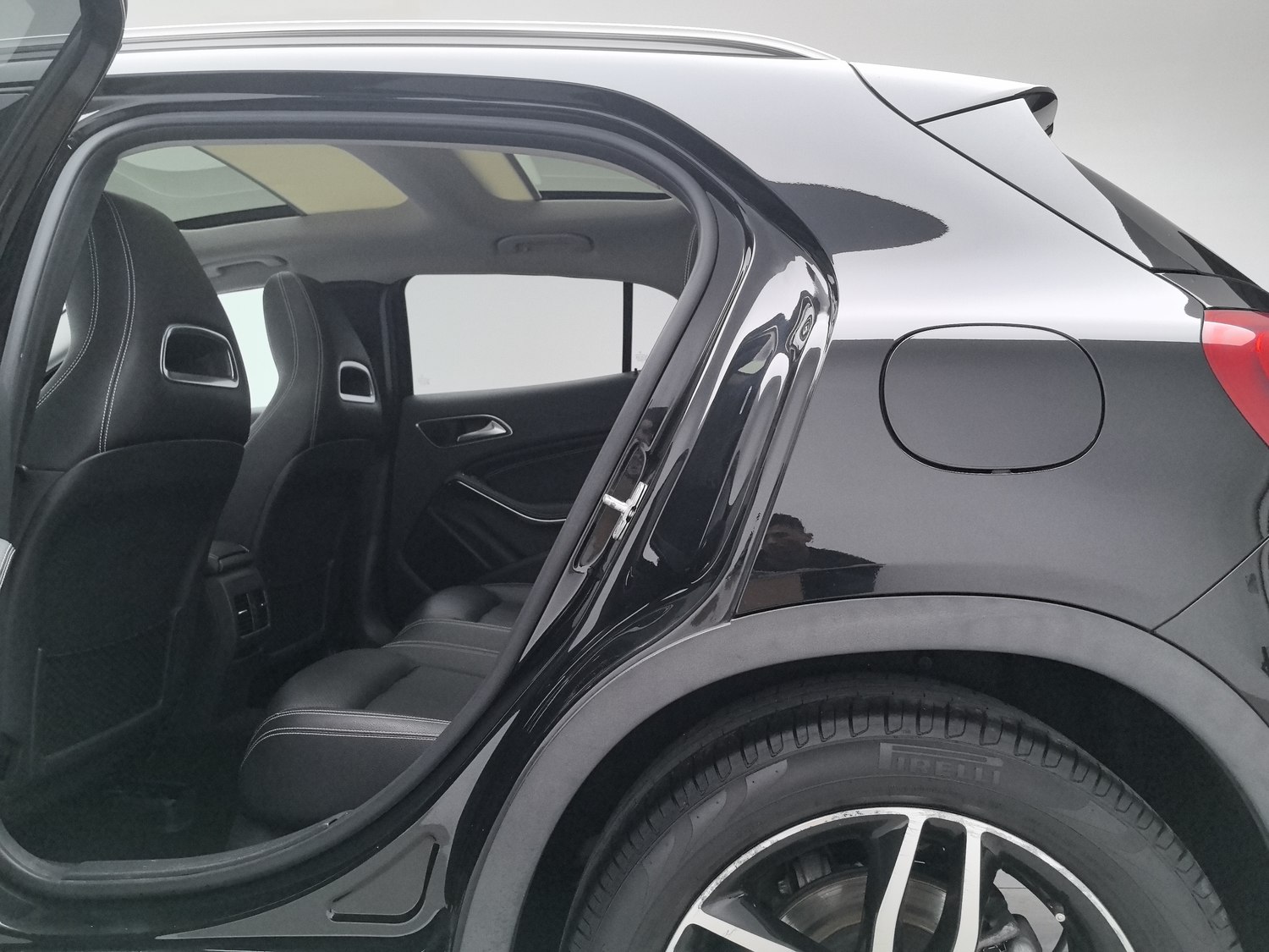 Used Mercedes-Benz GLA 2016 1.6 AT