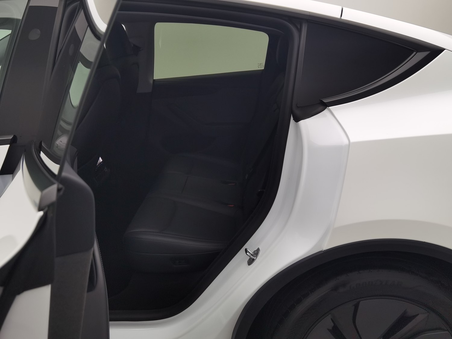 Used Tesla Model Y 2025