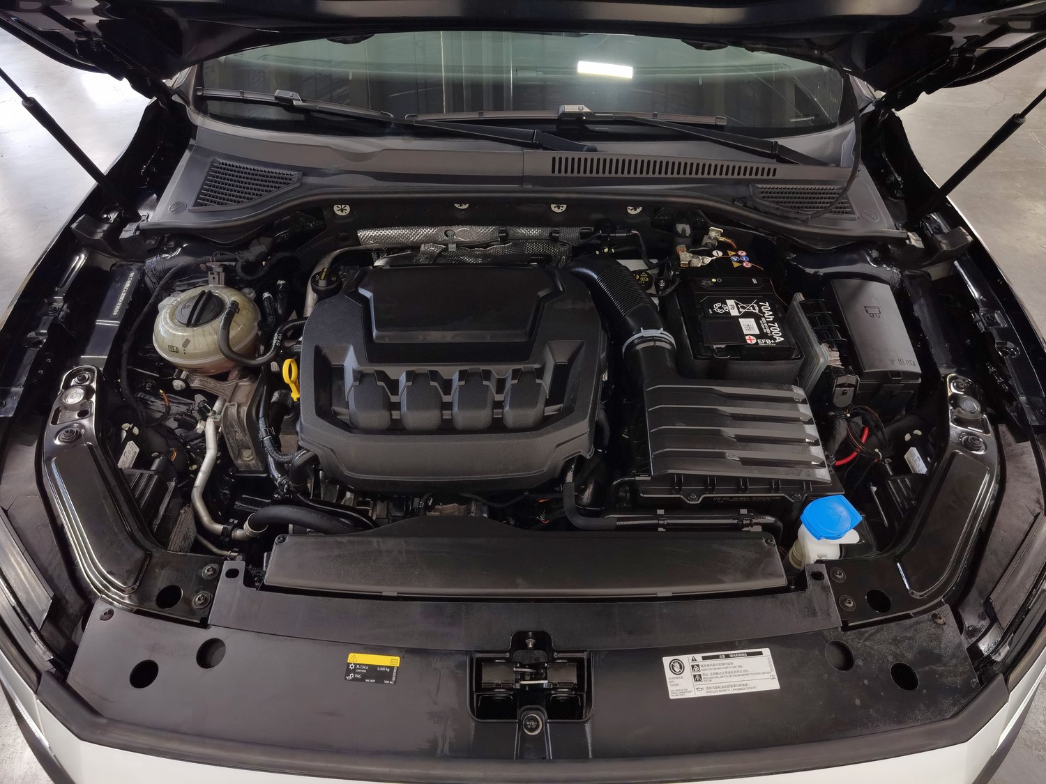 Used Volkswagen Passat 2024 2.0 AT
