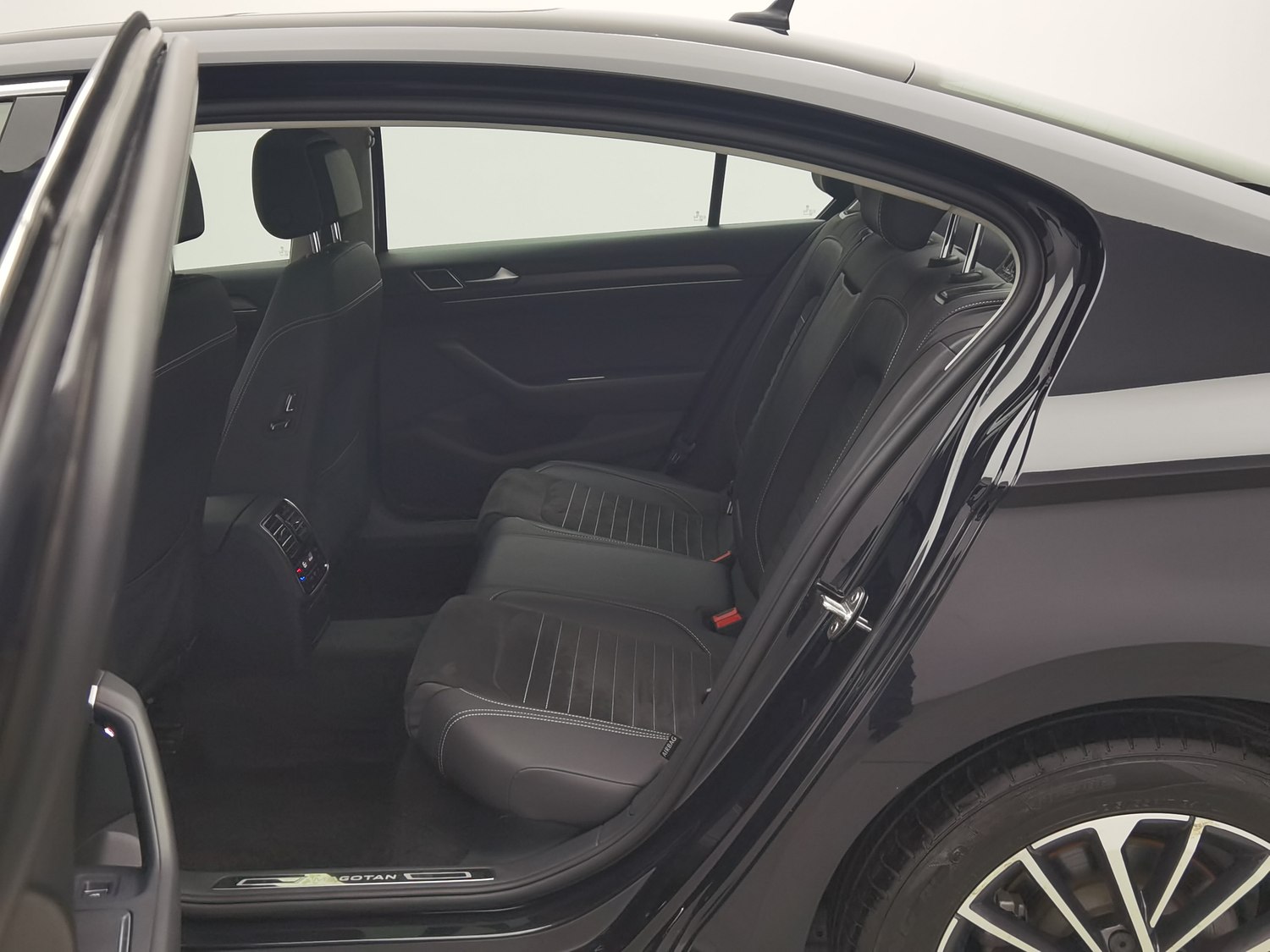 Used Volkswagen Magotan 2020 2.0 AT