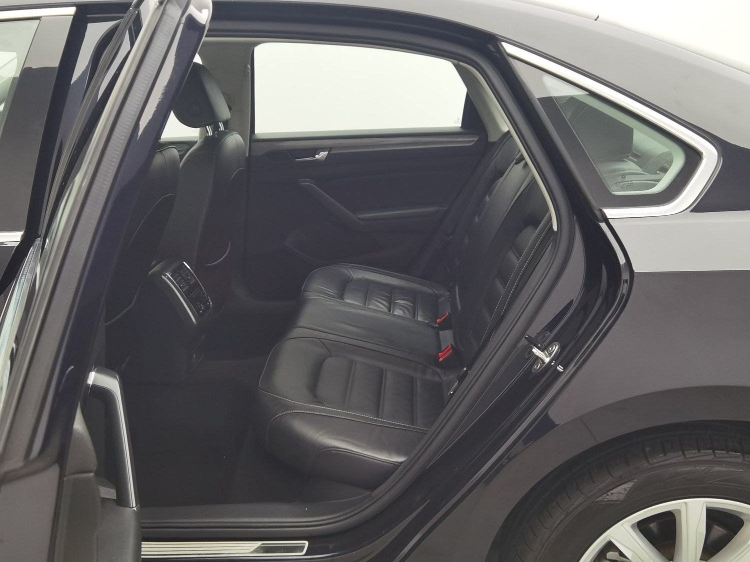 Used Volkswagen Passat 2017 1.8 AT