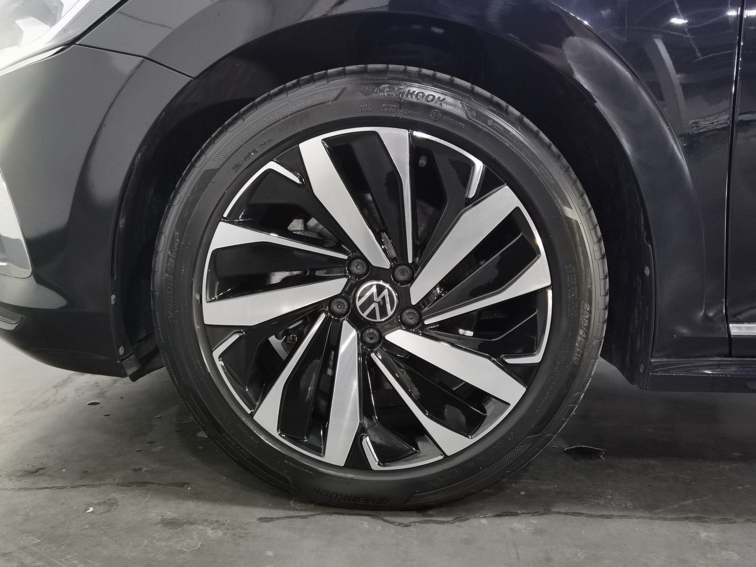 Used Volkswagen Passat 2024 2.0 AT