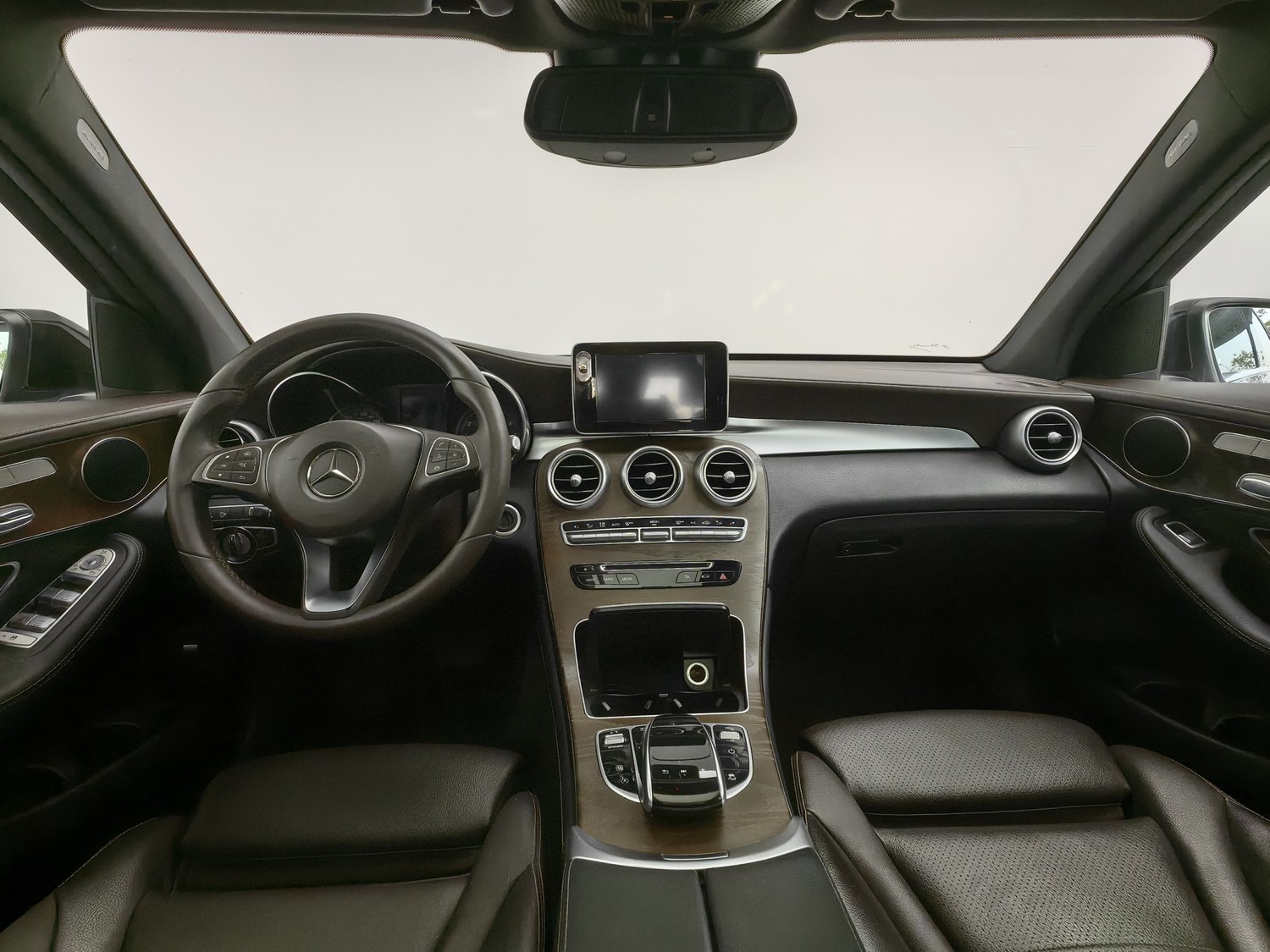Used Mercedes-Benz GLC 2017 2.0 AT