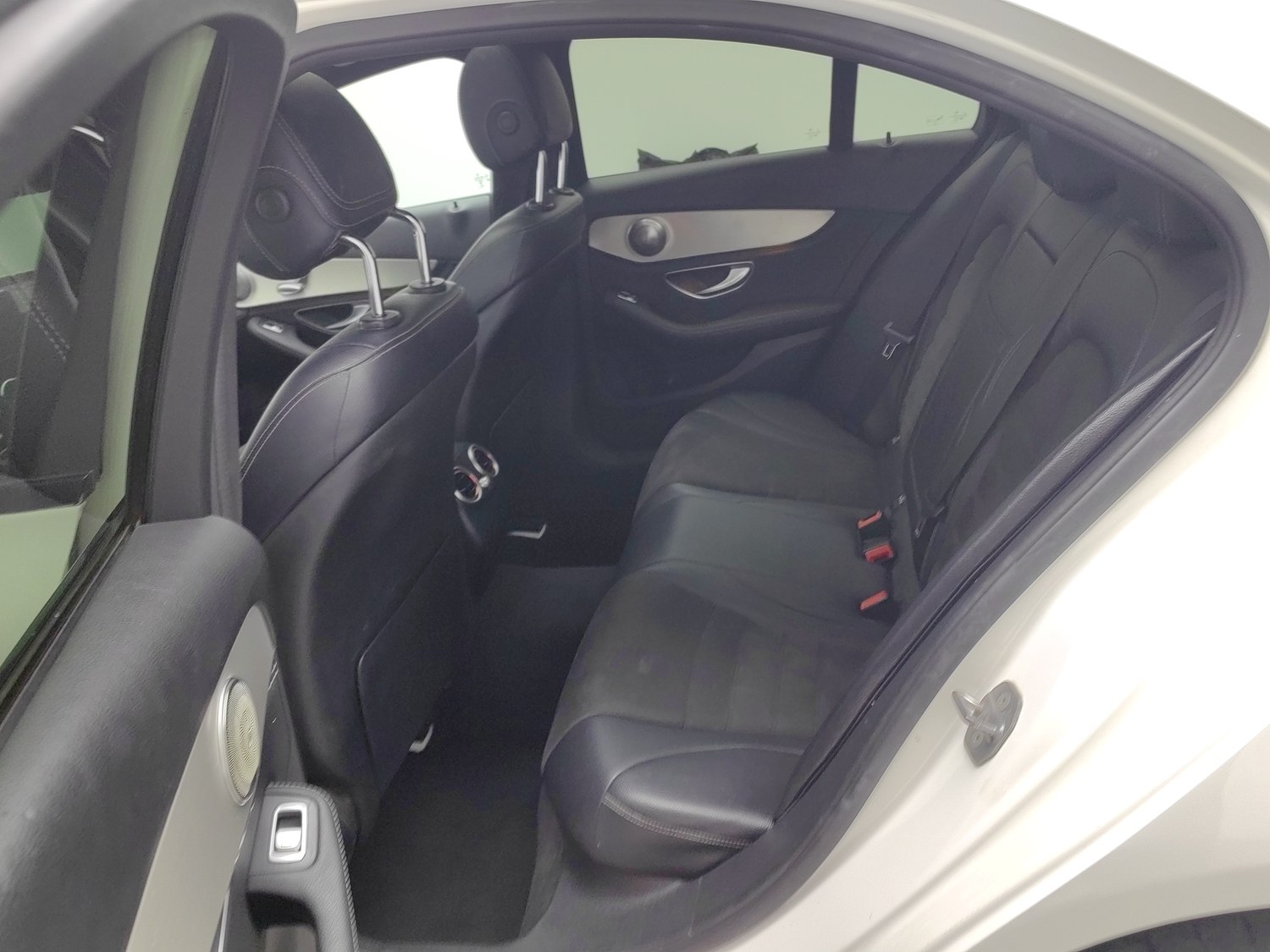 Used Mercedes-Benz C-Class 2016 2.0 AT