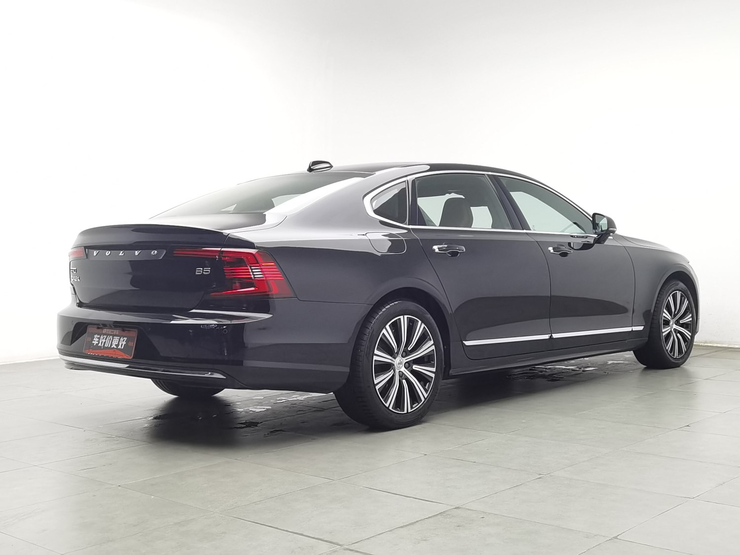 Used Volvo S90 2021 2.0 AT