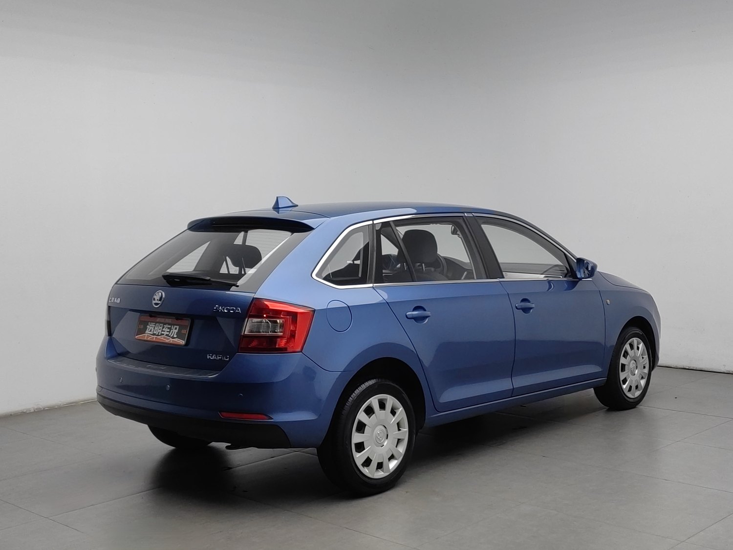 Used Skoda Rapid Spaceback 2014 1.6 MT