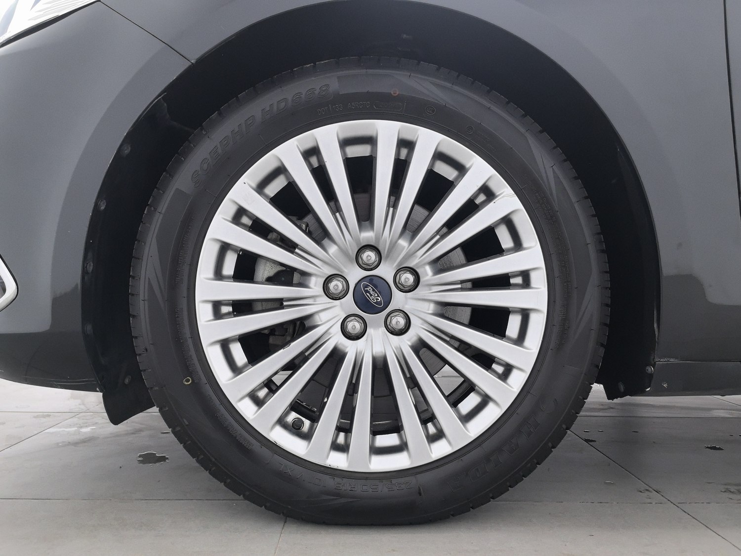 Used Ford Taurus 2015 2.0 AT