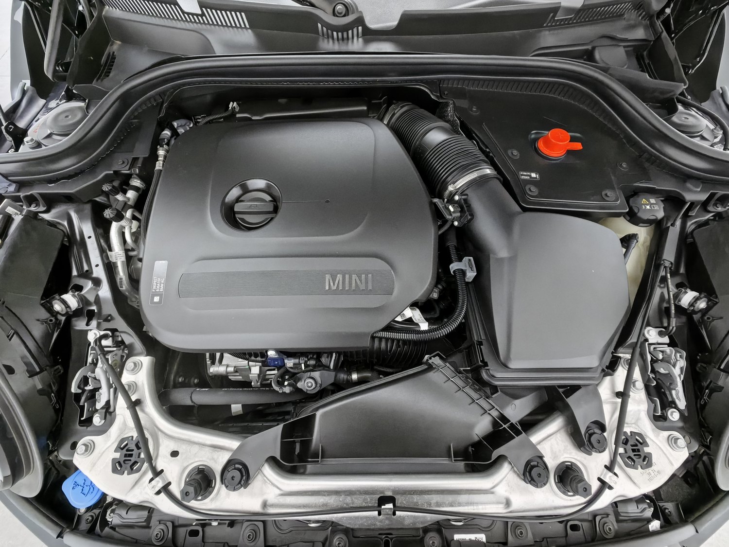 Used MINI MINI 2025 1.5 AT