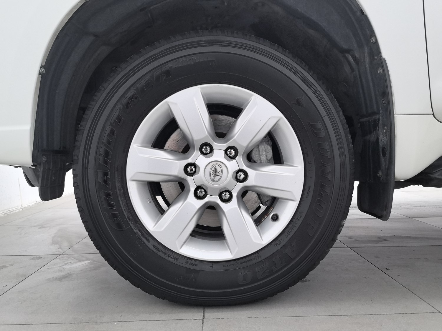 Used Toyota Prado 2016 2.7 AT