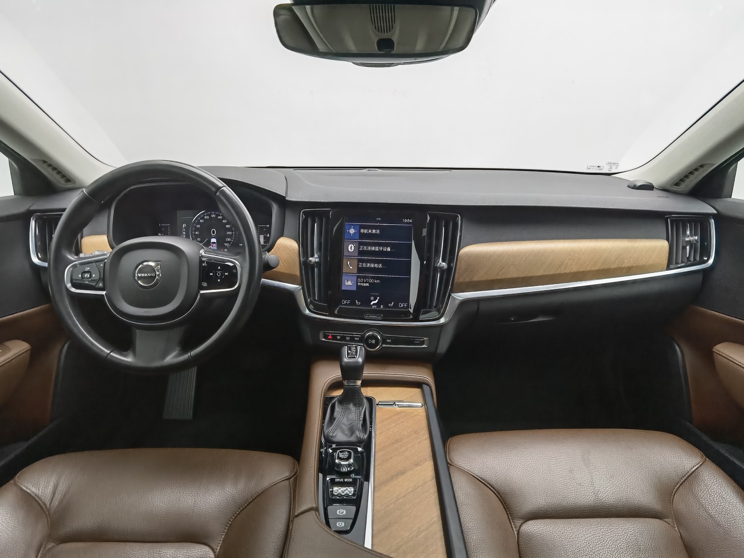 Used Volvo S90 2019 2.0 AT