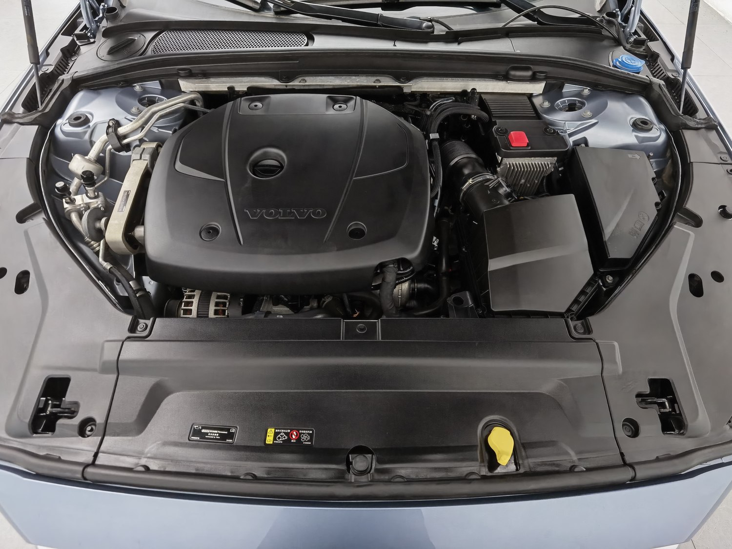 Used Volvo S90 2019 2.0 AT