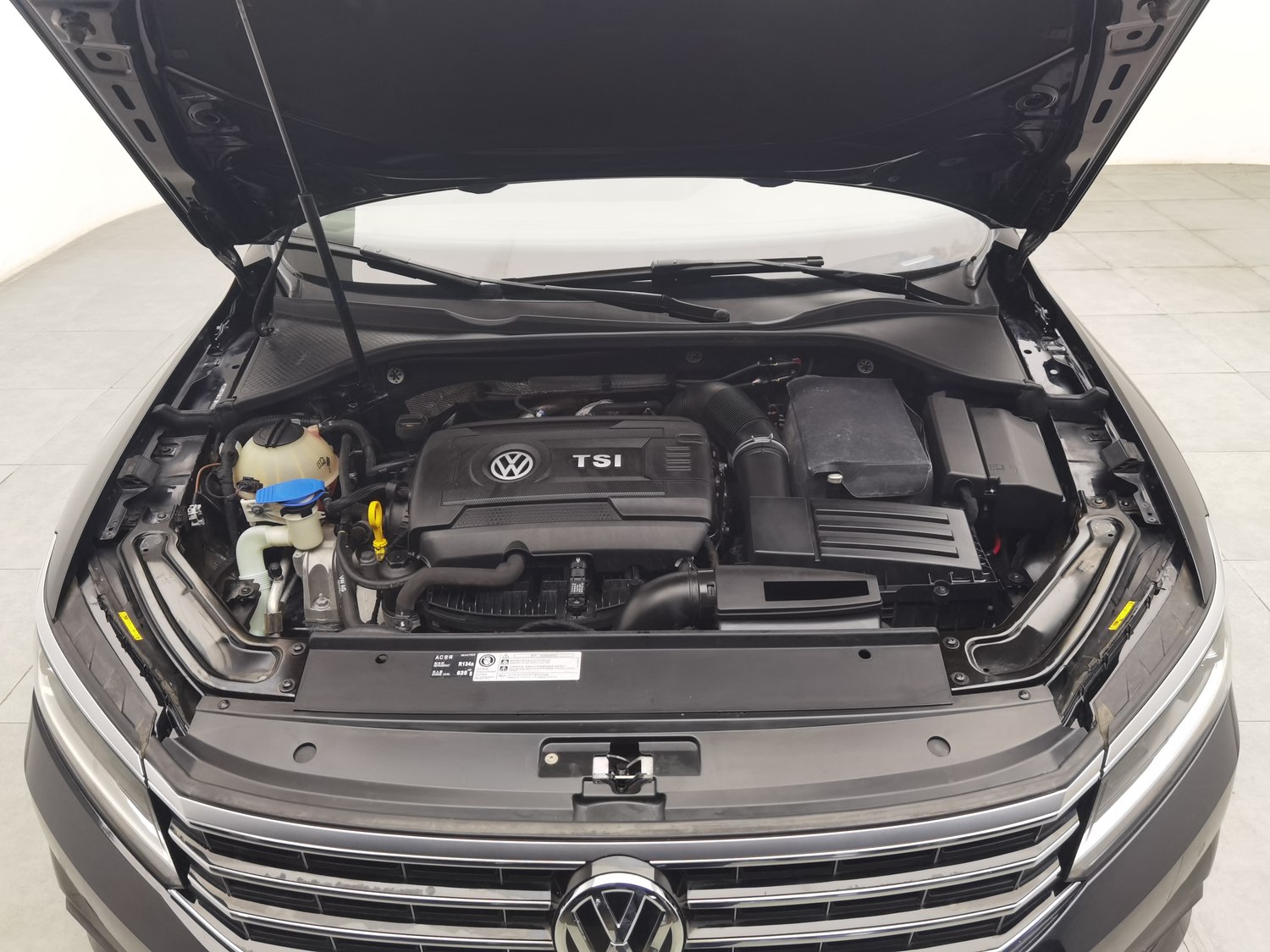 Used Volkswagen Passat 2017 1.8 AT