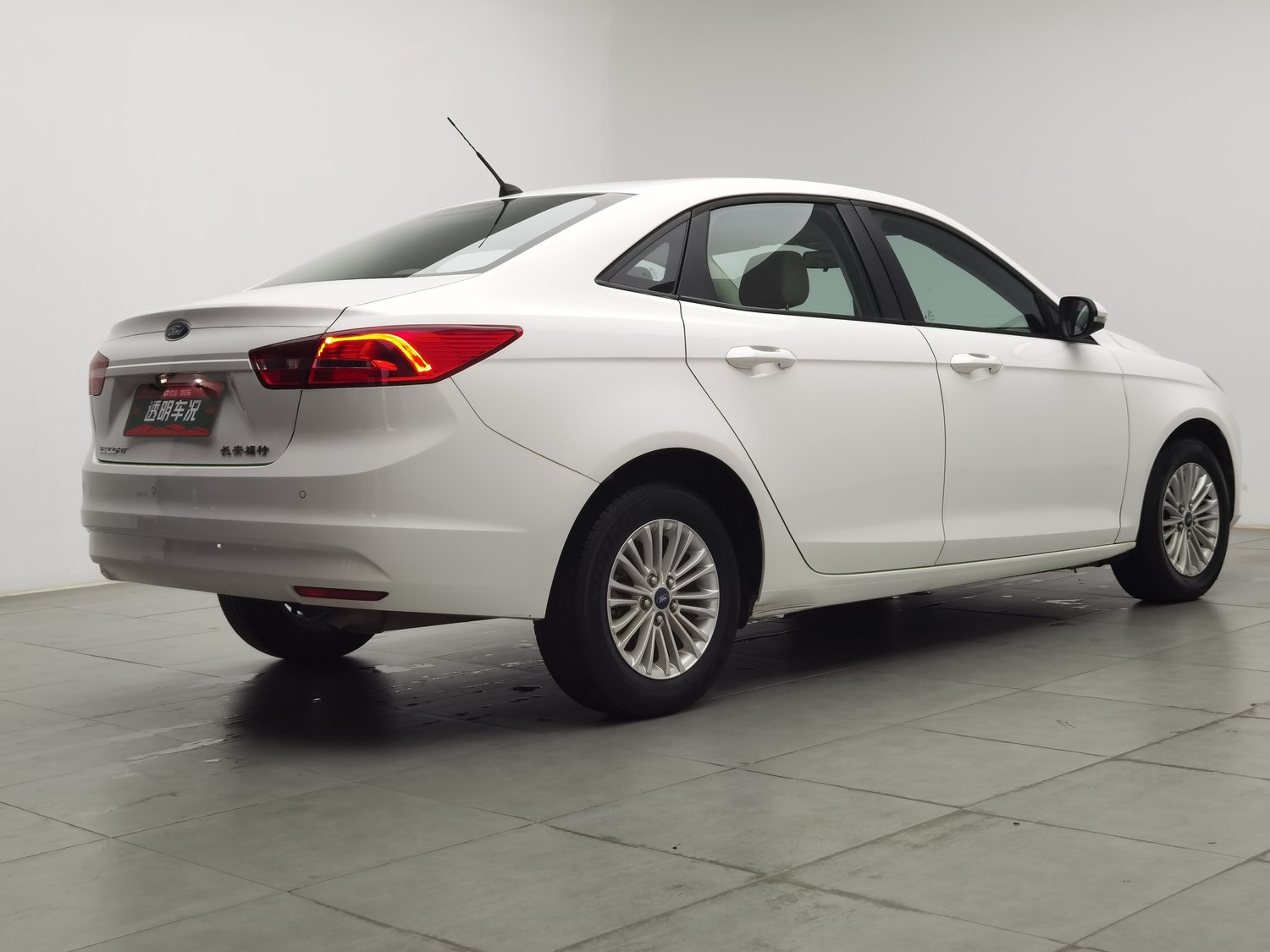 Used Ford Escort 2017 1.5 AT