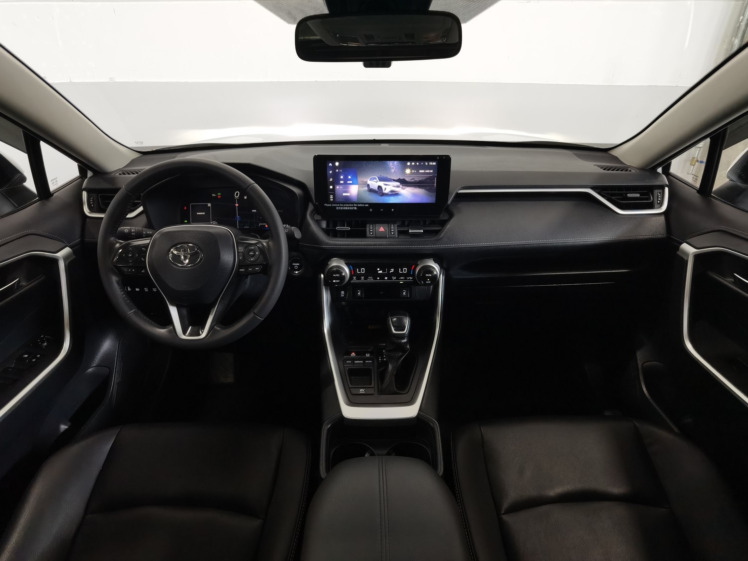 Used Toyota RAV4 2023 2.5 AT