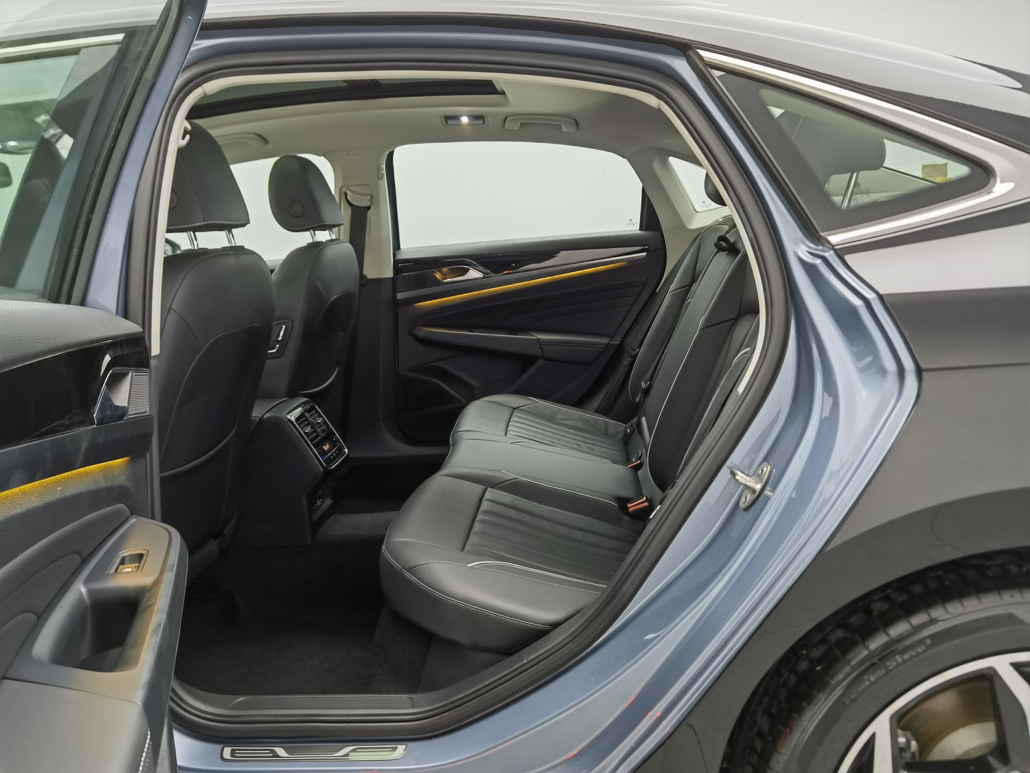 Used Volkswagen Passat 2022 2.0 AT
