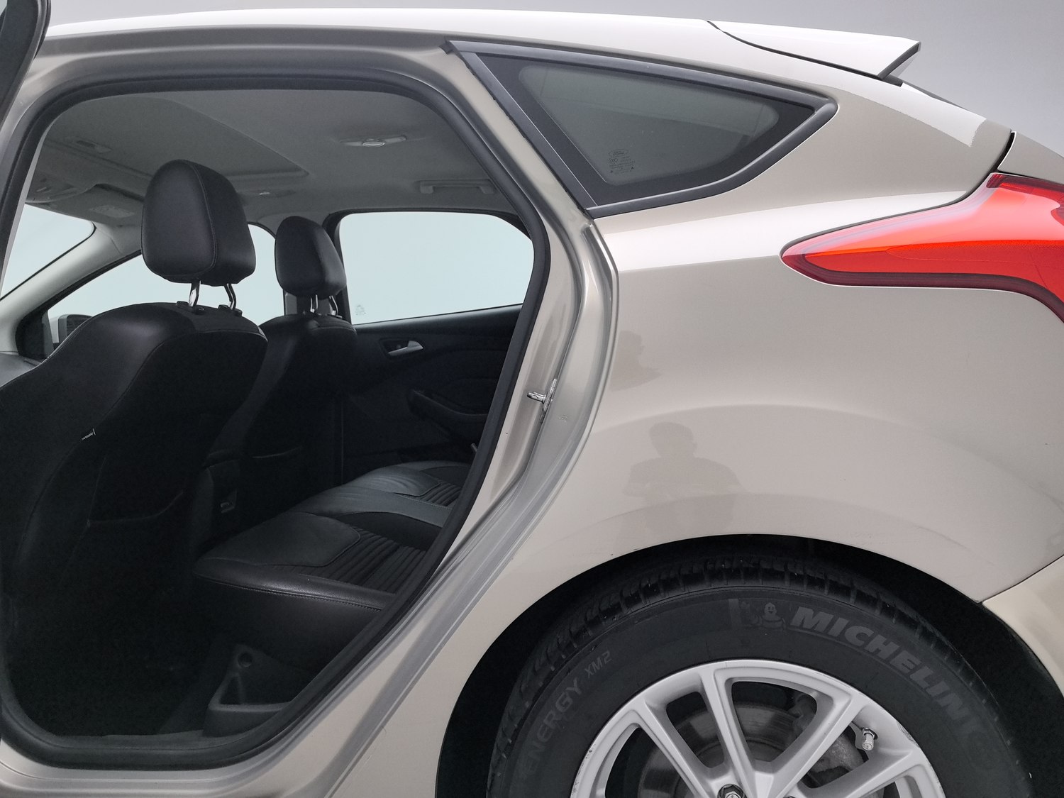 Used Ford Focus 2015 1.0 AT