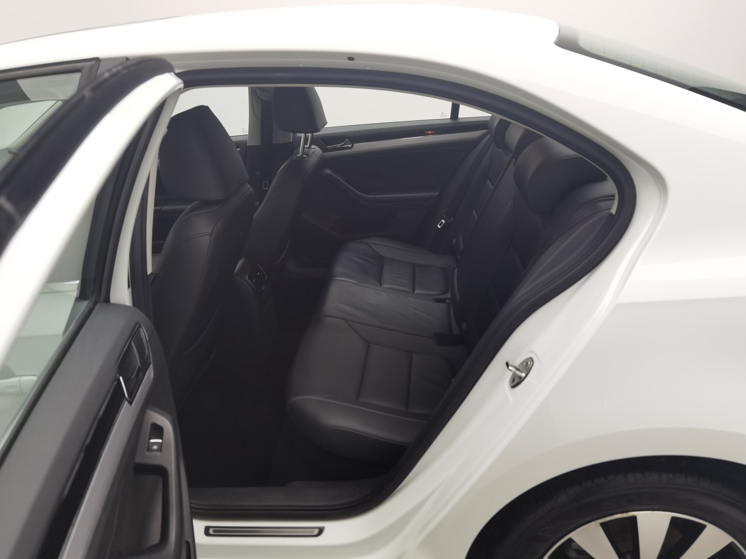 Used Volkswagen Sagitar 2017 1.2 AT