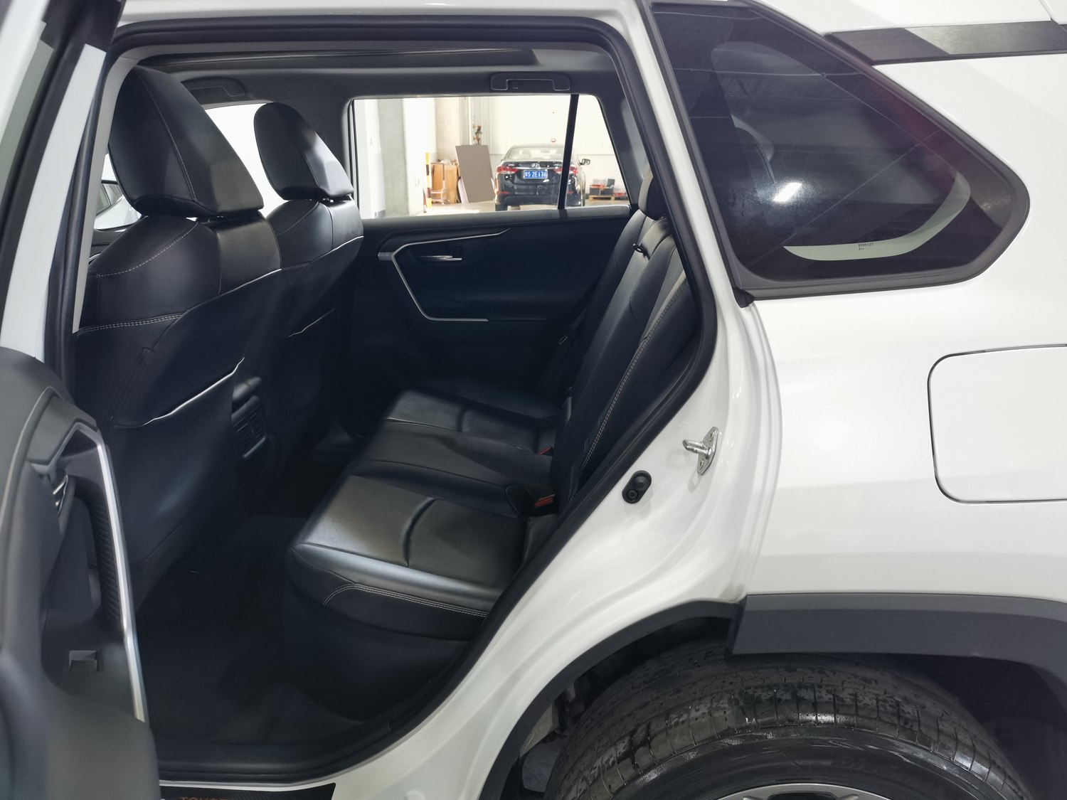Used Toyota RAV4 2023 2.5 AT