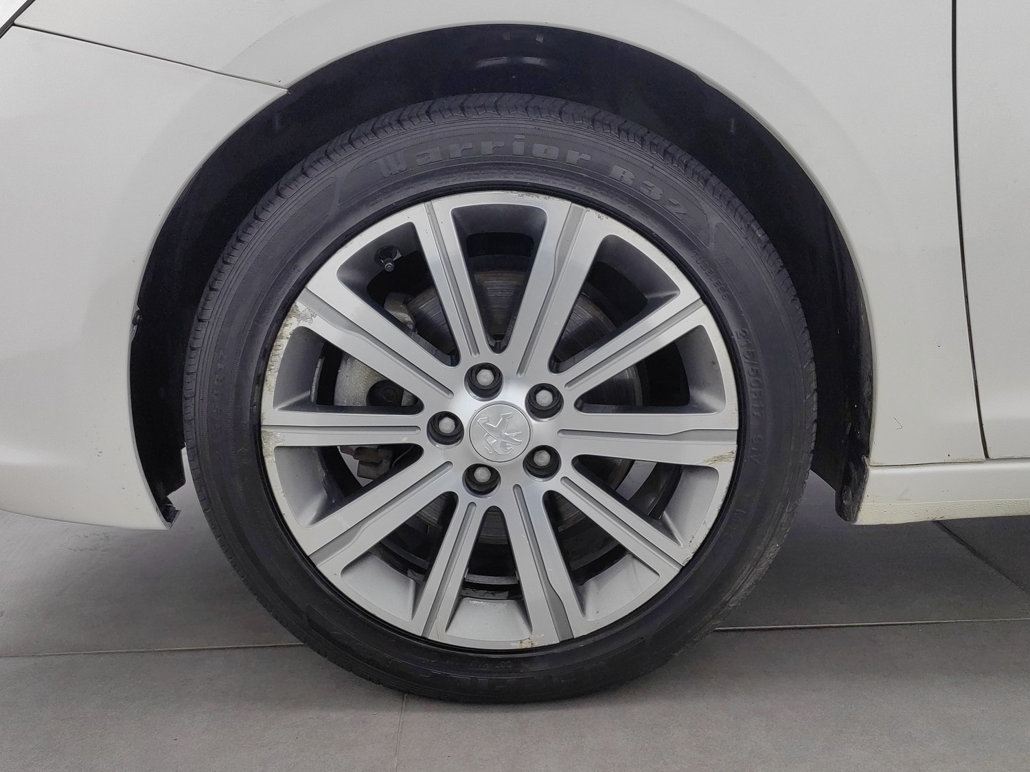 Used Peugeot 408 2016 1.6 AT