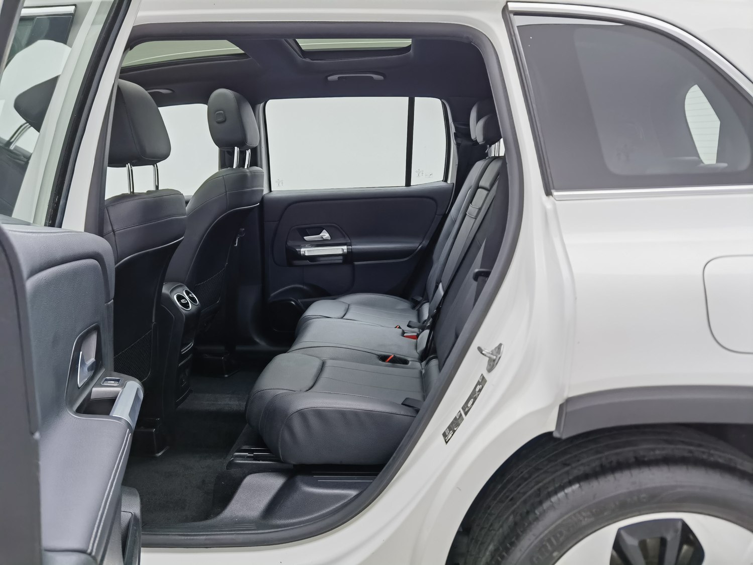 Used Mercedes-Benz GLB 2021 1.3 AT