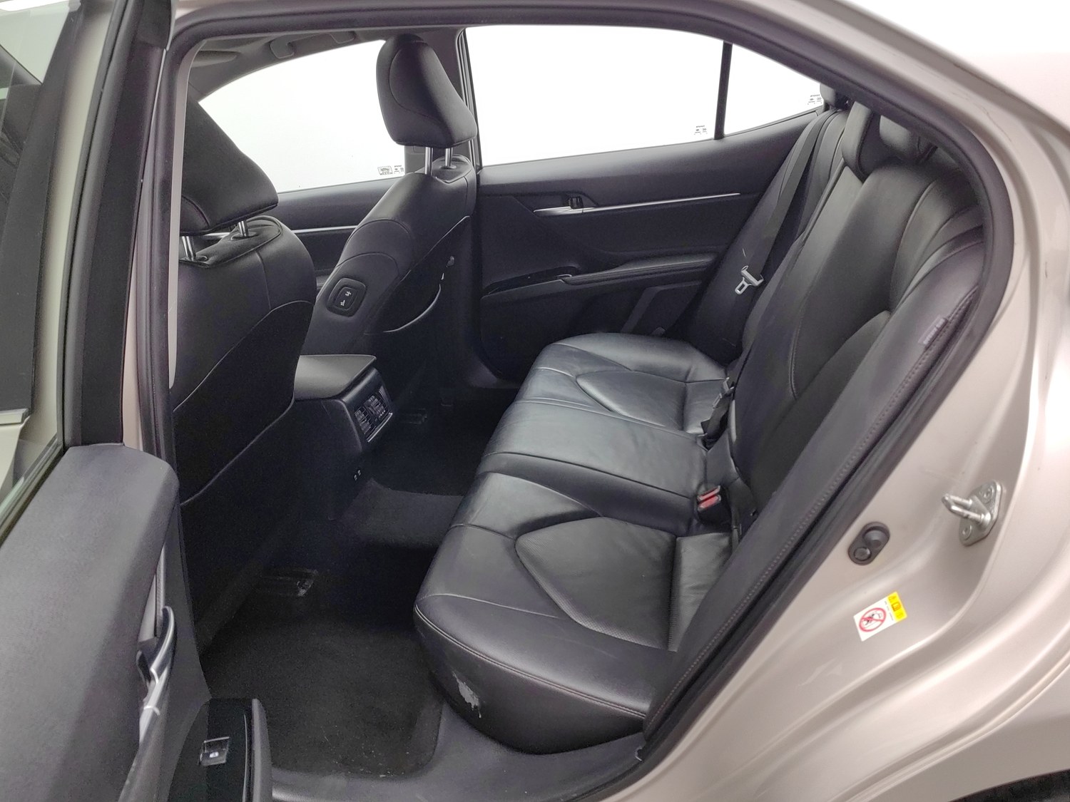 Used Toyota Camry 2018 2.0 AT
