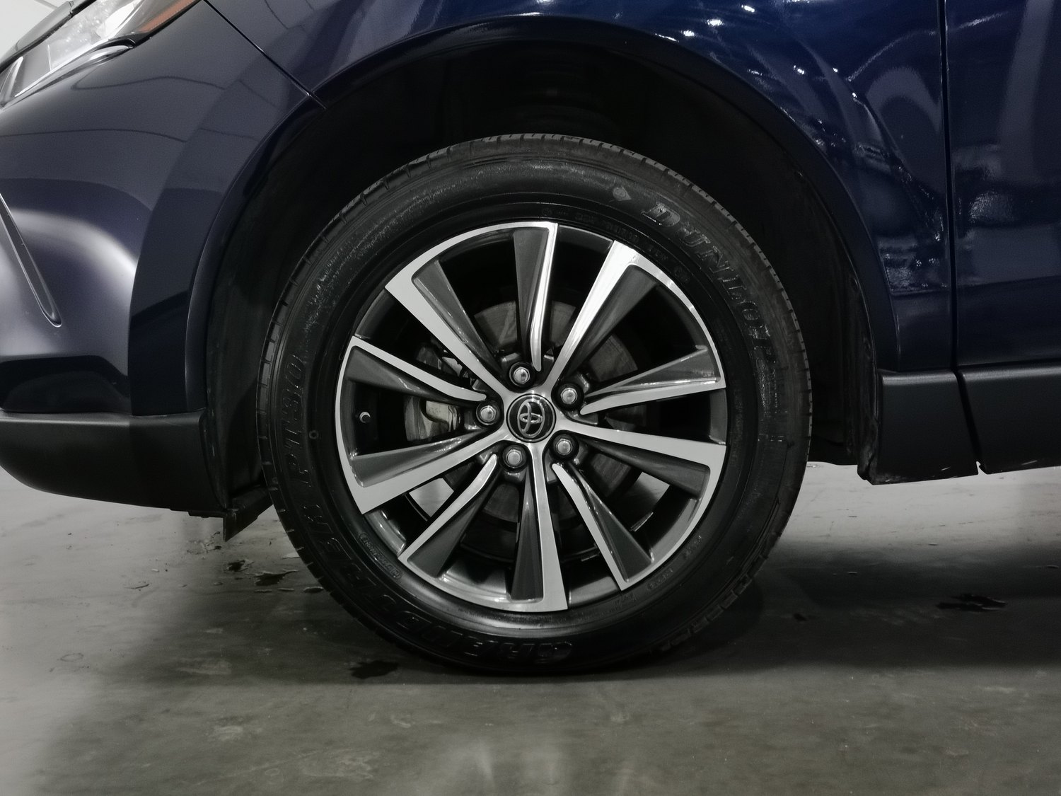 Used Toyota Harrier 2023 2.0 AT