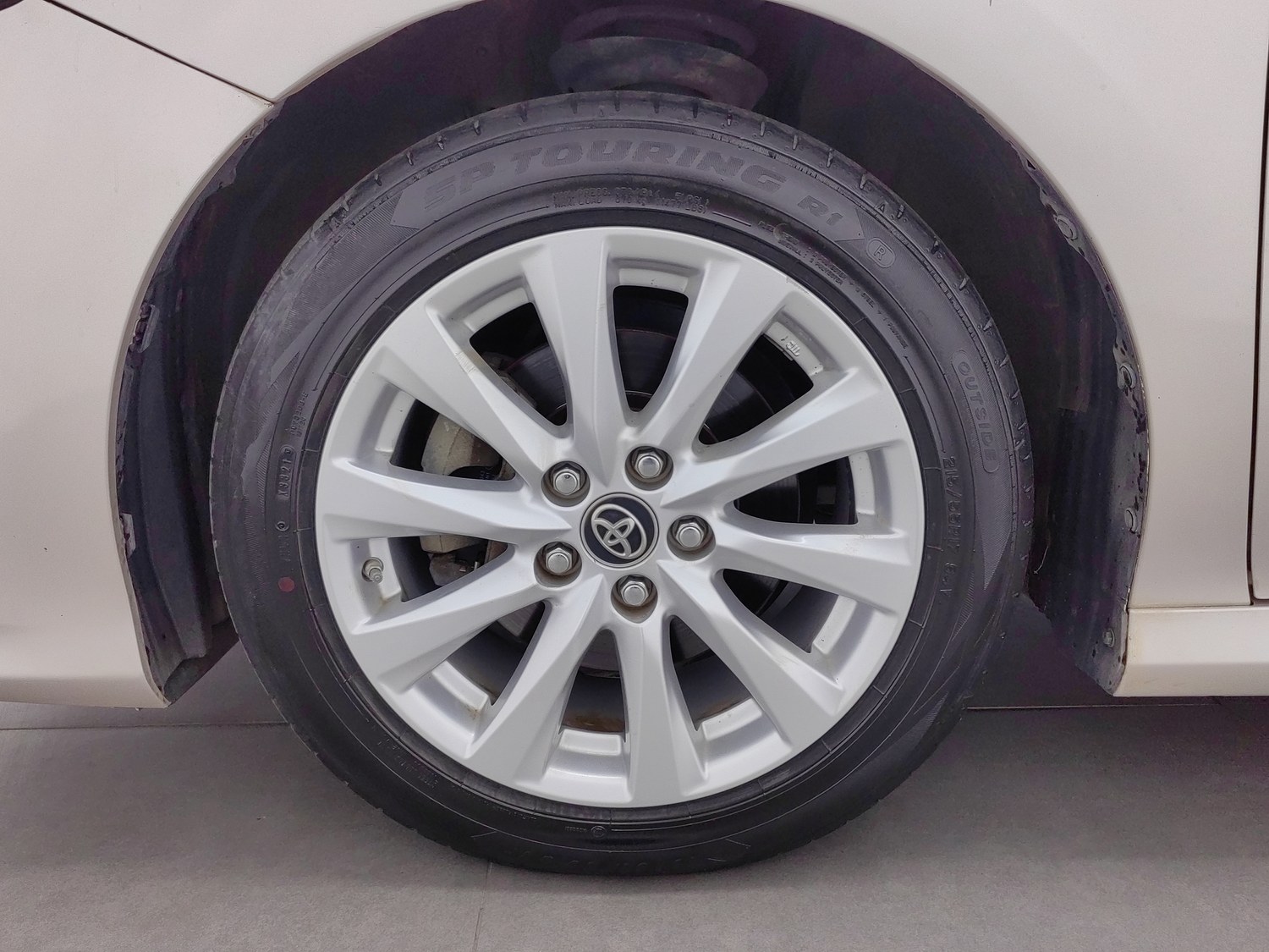 Used Toyota Camry 2018 2.0 AT