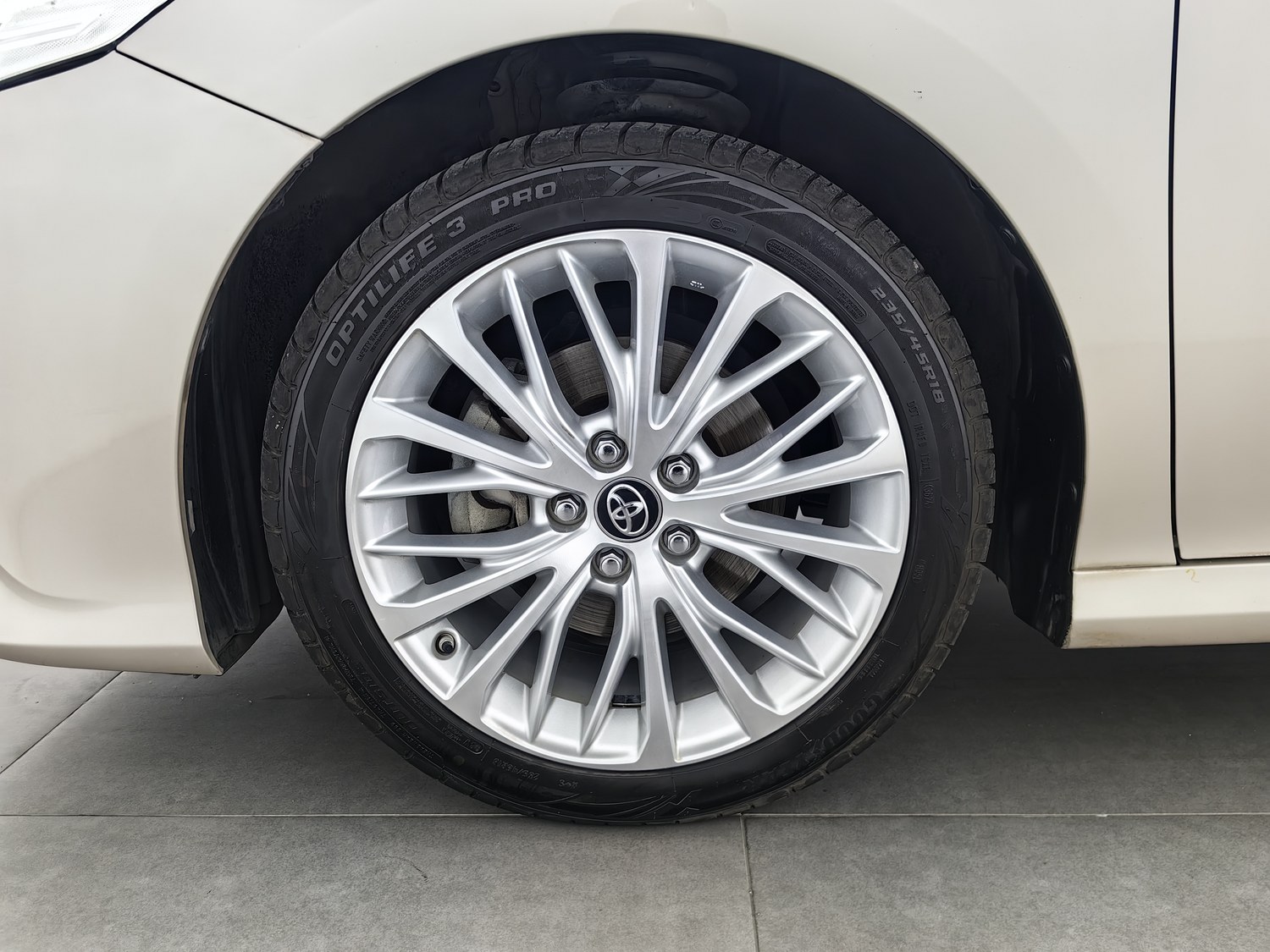 Used Toyota Camry 2019 2.5 AT