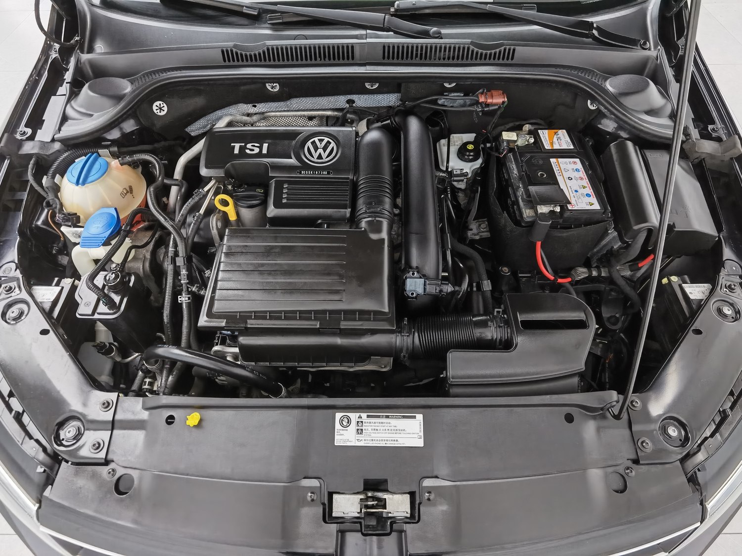 Used Volkswagen Sagitar 2018 1.4 AT