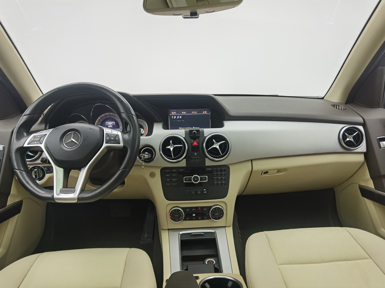 Used Mercedes-Benz GLK-Class 2014 2.0 AT