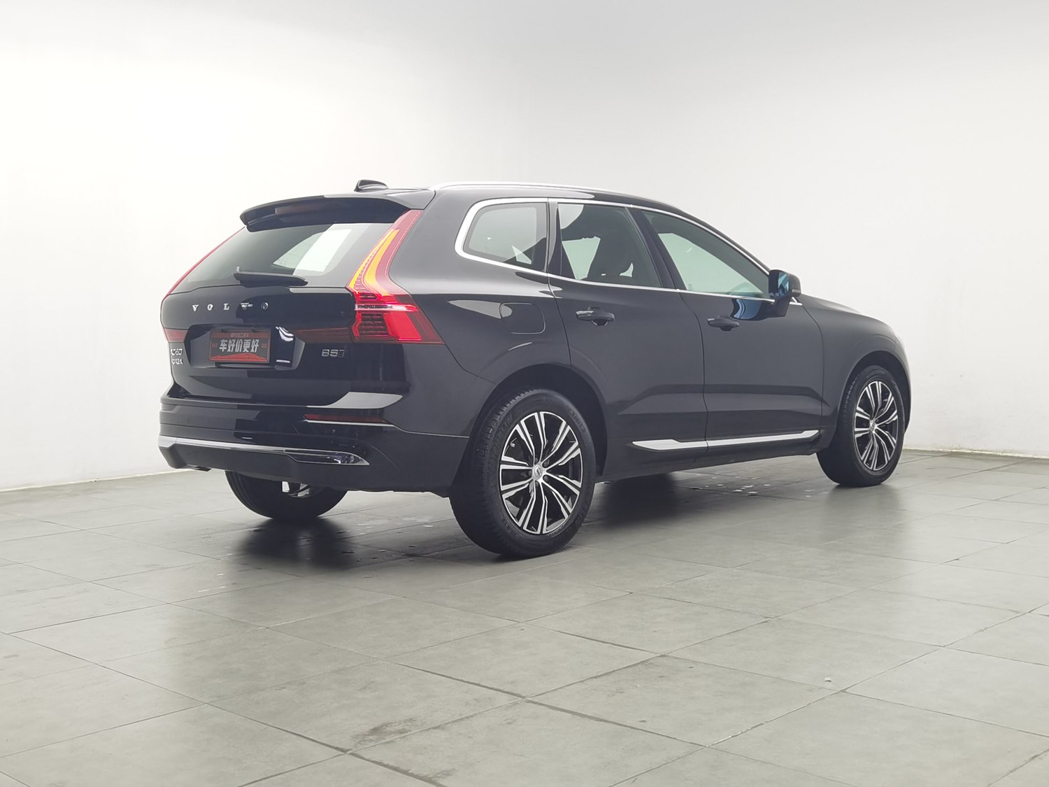 Used Volvo XC60 2022 2.0 AT