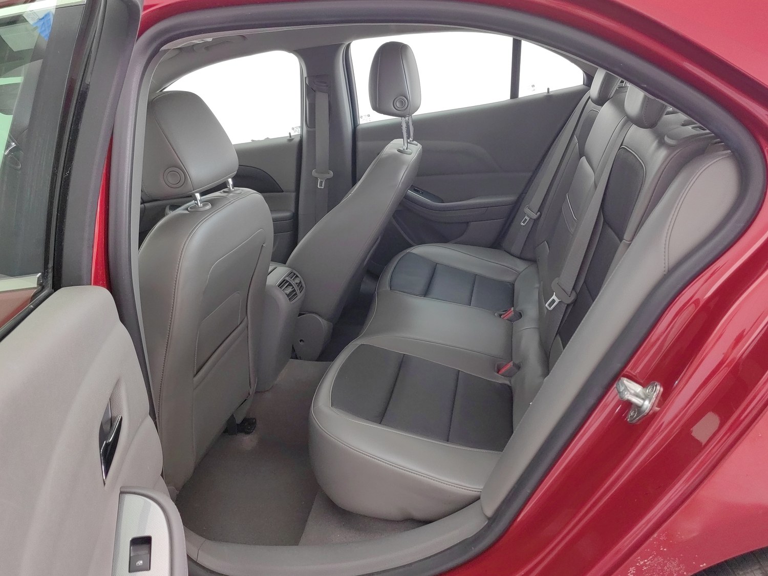Used Chevrolet Malibu 2013 2.0 AT