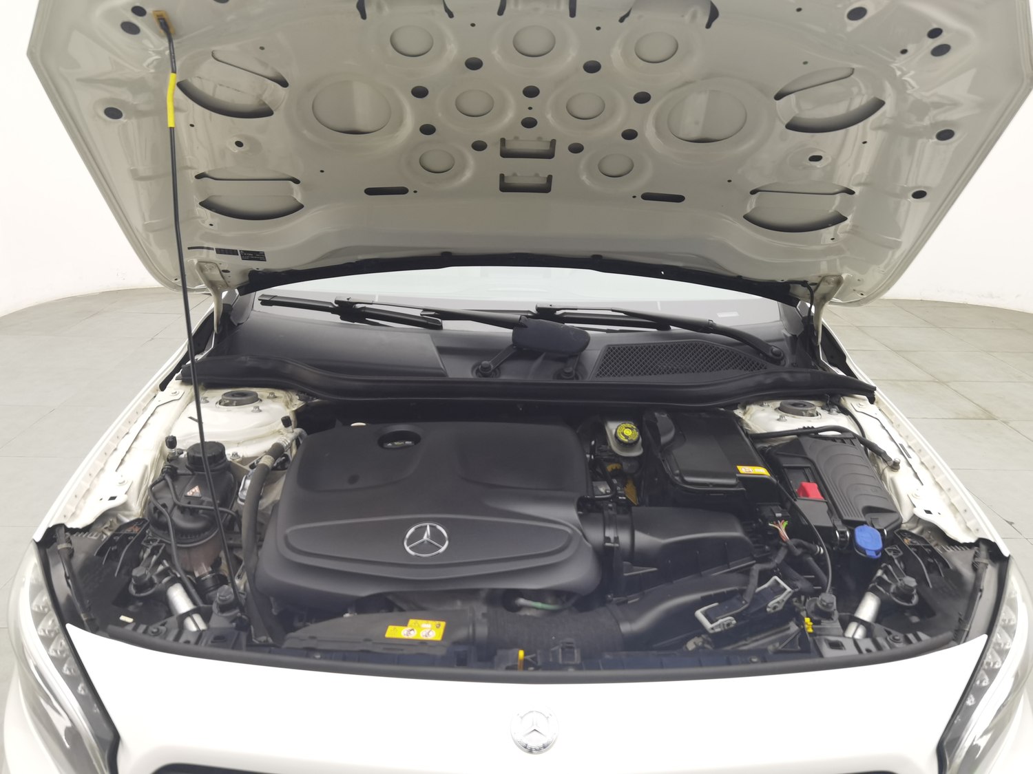 Used Mercedes-Benz GLA 2016 1.6 AT