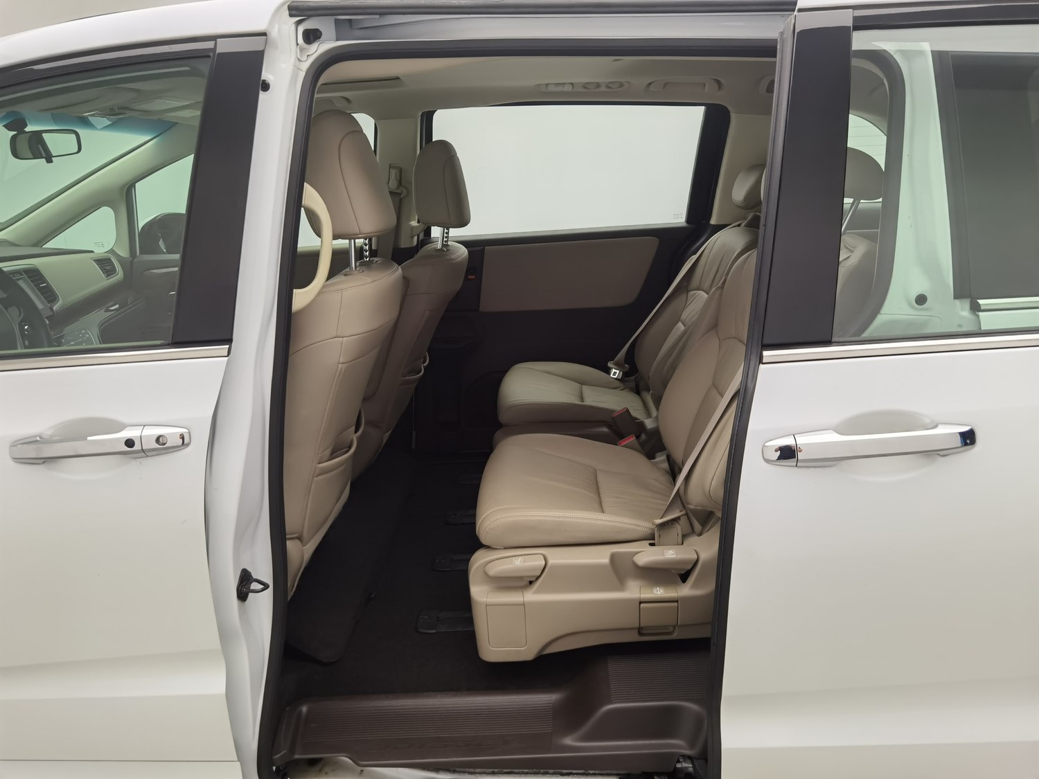 Used Honda Odyssey 2015 2.4 AT