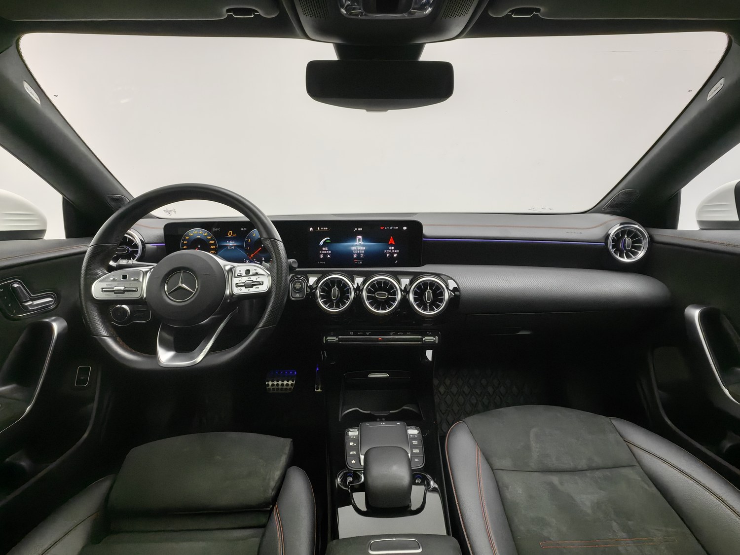 Used Mercedes-Benz CLA (Imported) 2023 1.3 AT