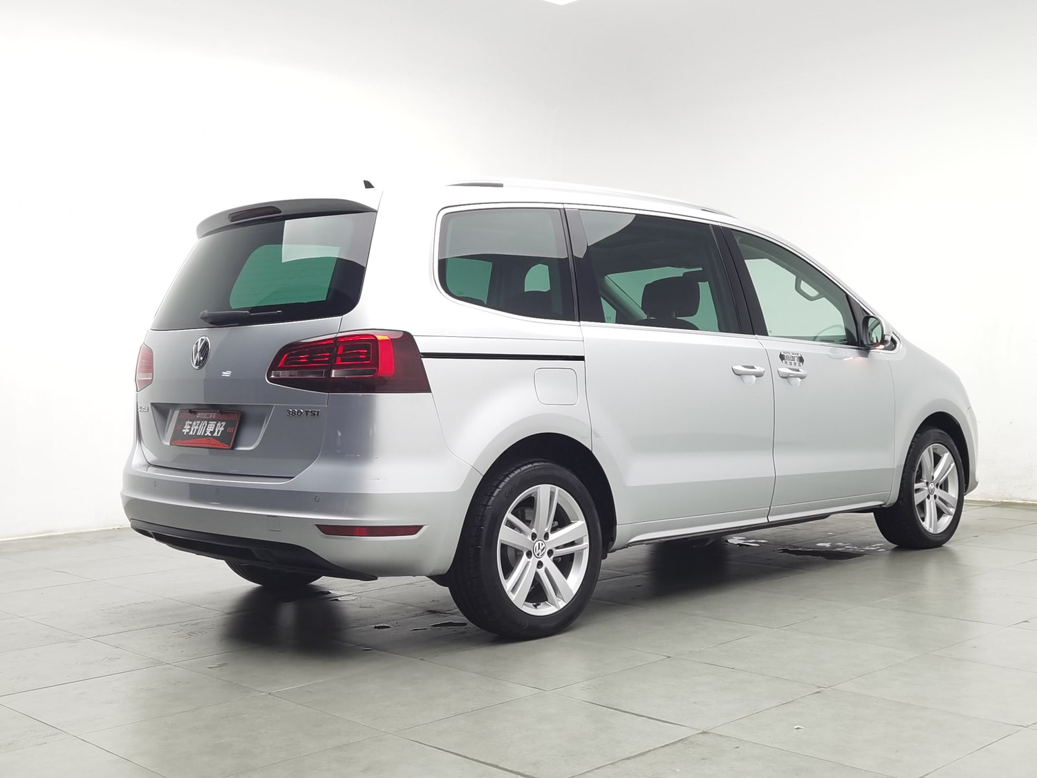 Used Volkswagen Sharan (Imported) 2018 2.0 AT