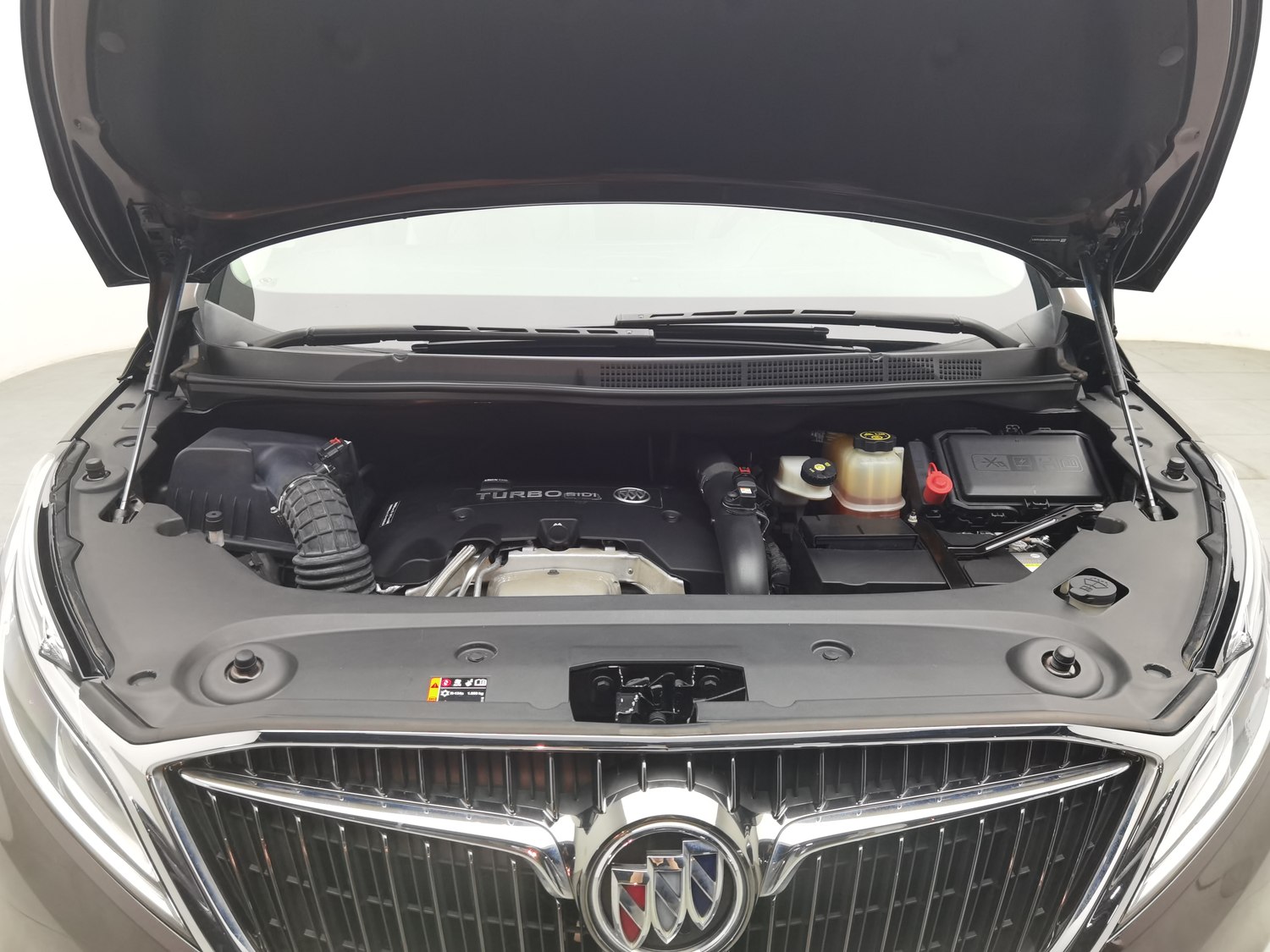 Used Buick GL8 2018 2.0 AT