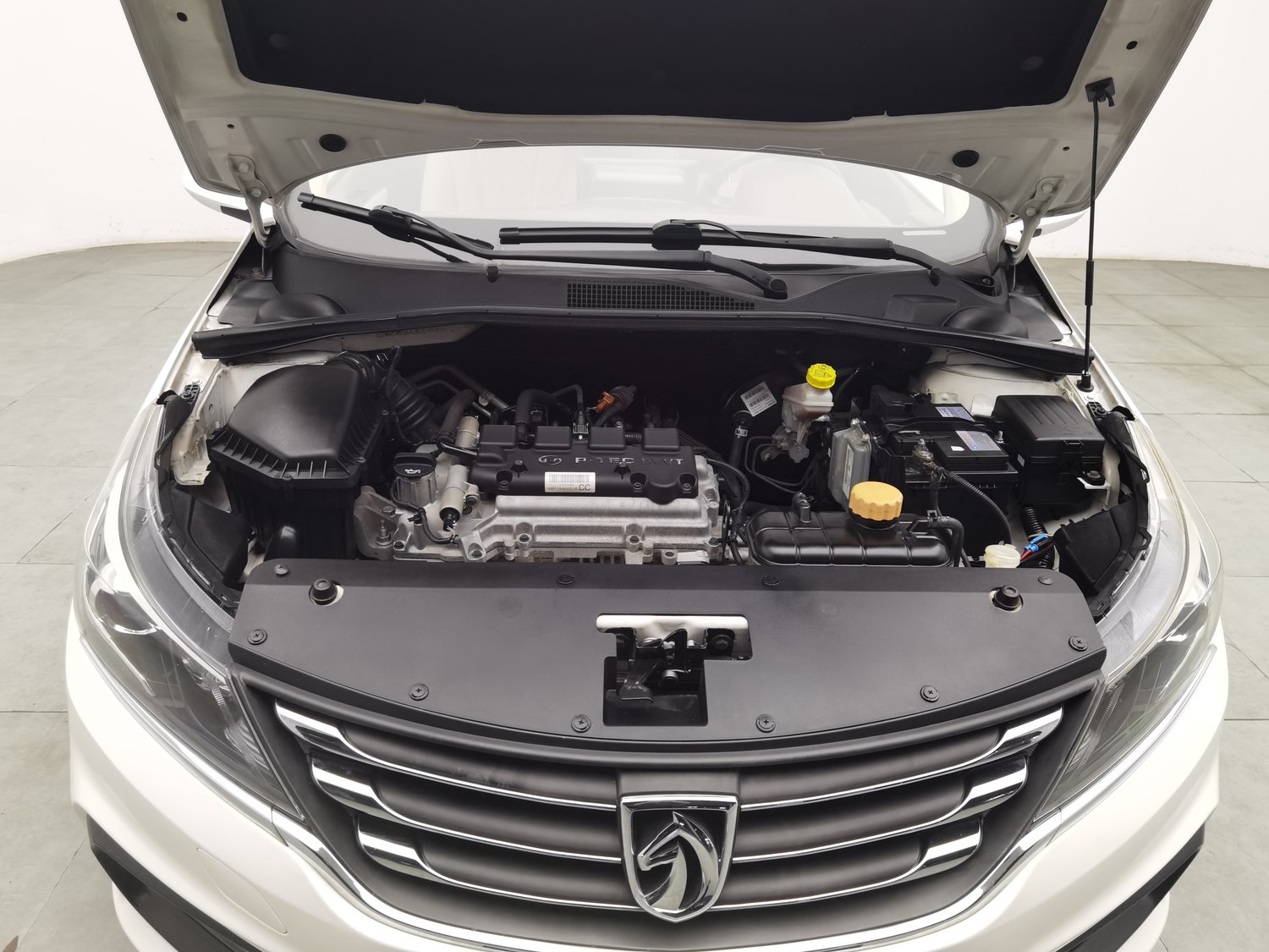 Used Baojun 310W 2017 1.5 MT