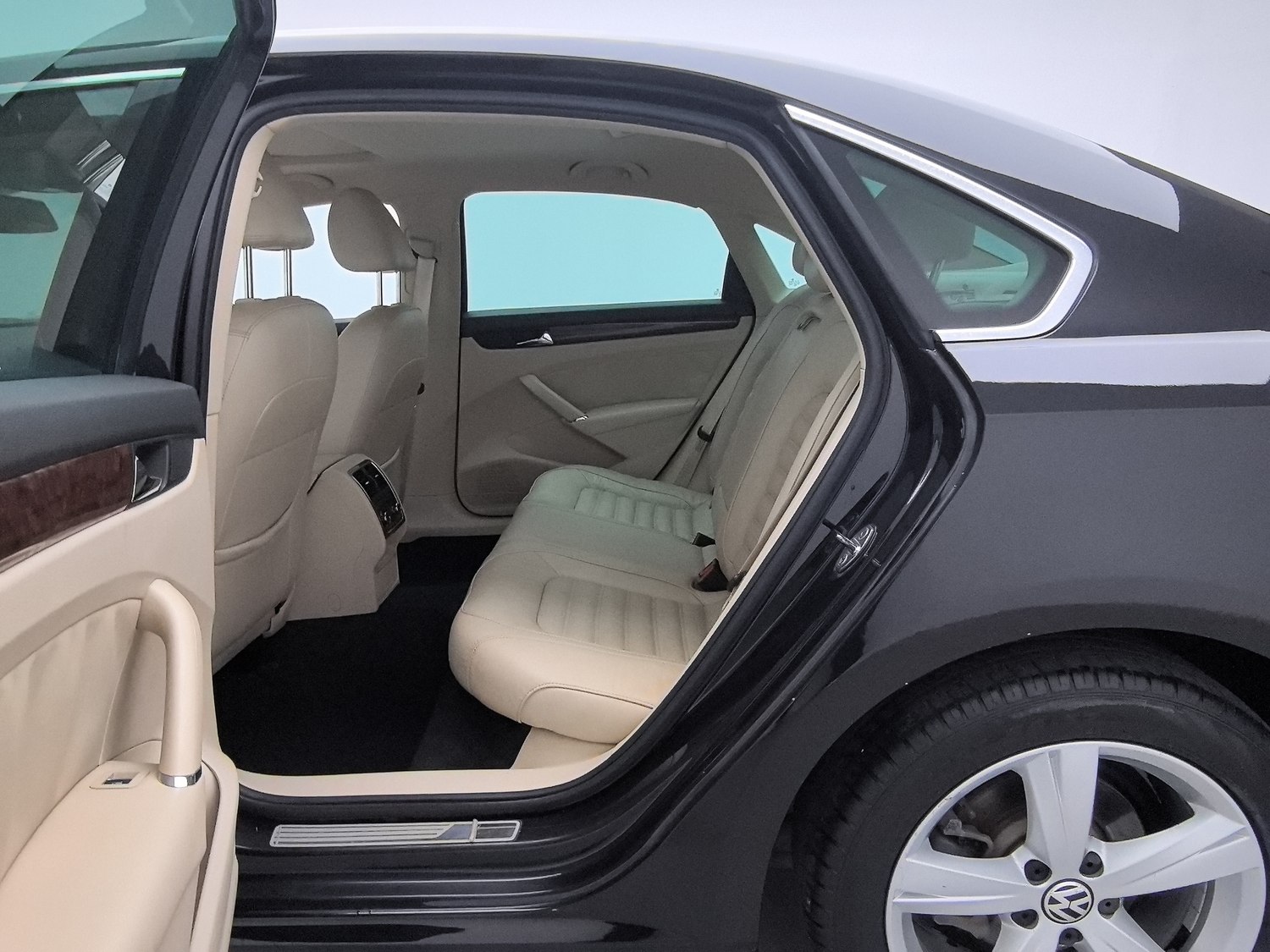 Used Volkswagen Passat 2013 1.8 AT