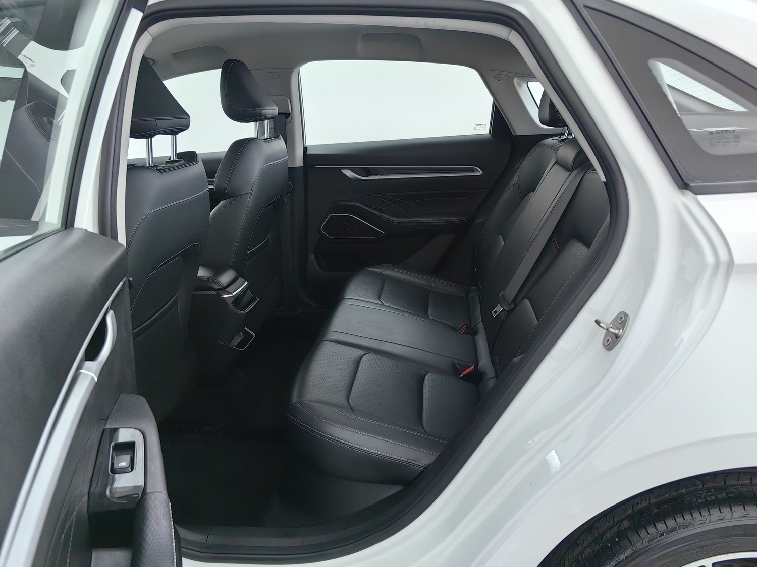 Used Geely Emgrand 2023 1.5 AT